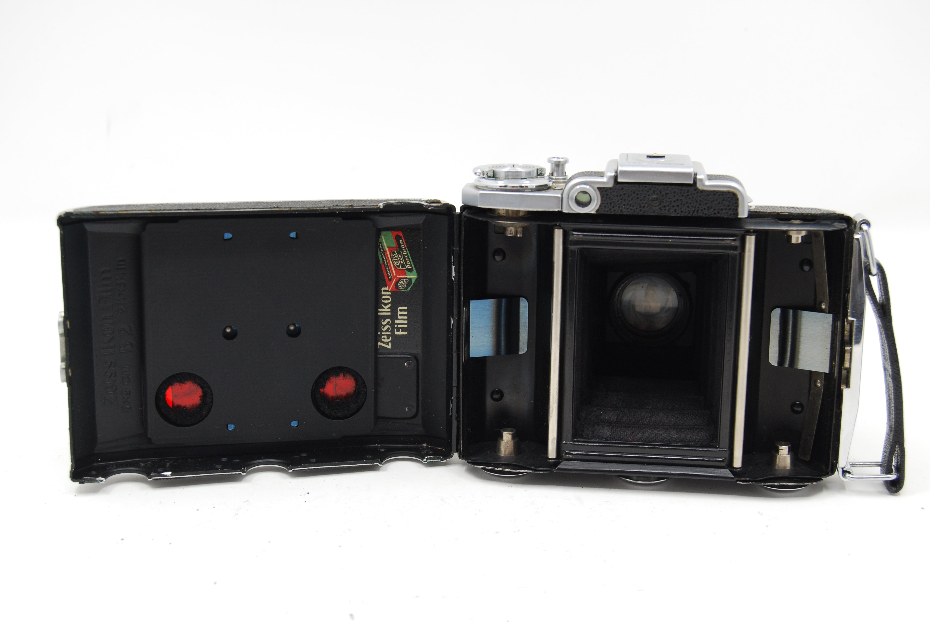 Used Zeiss Ikon w/Novar Anastigmat 7.5cm f3.5