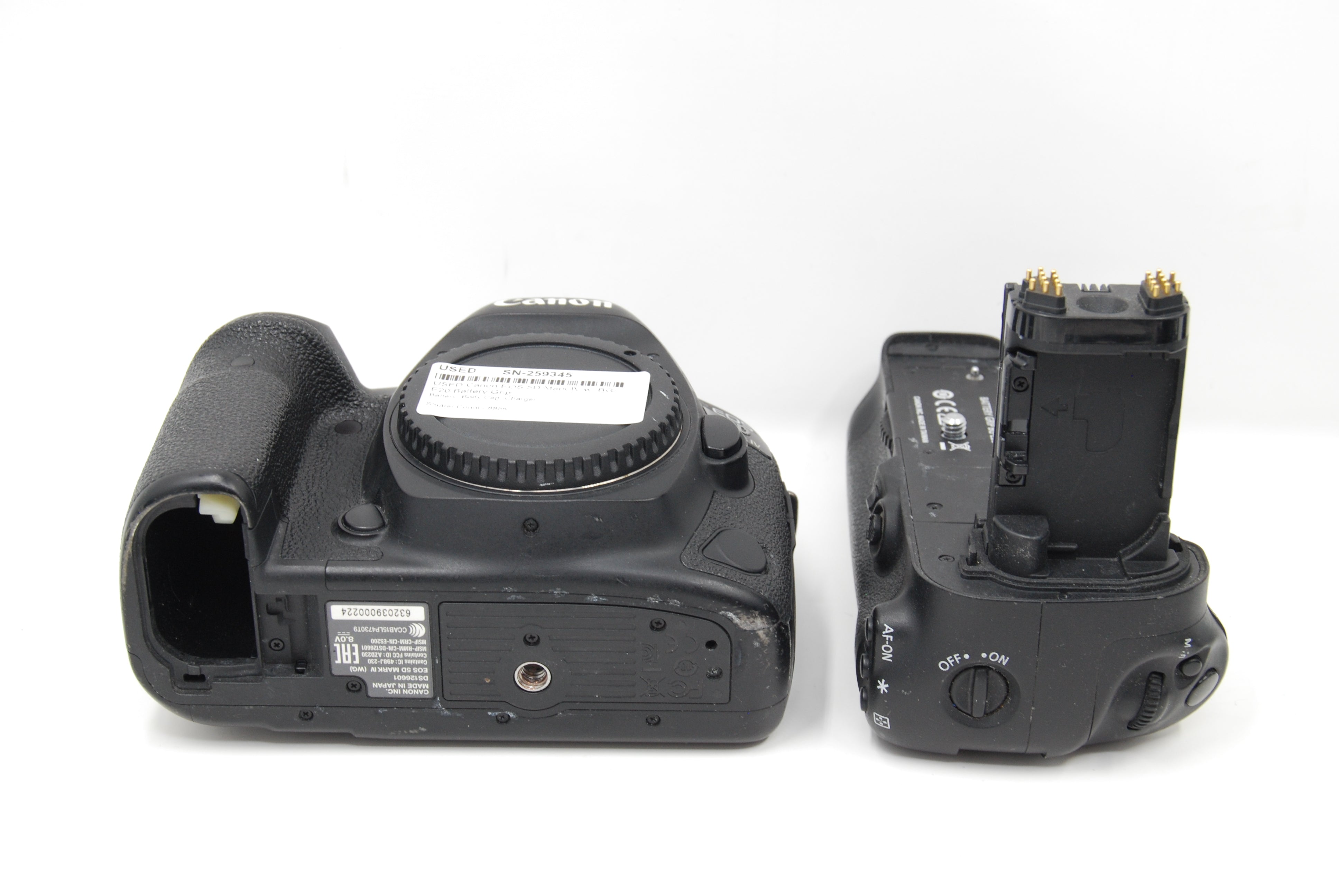 USED Canon EOS 5D Mark IV w/ BG-E20 Battery Grip
