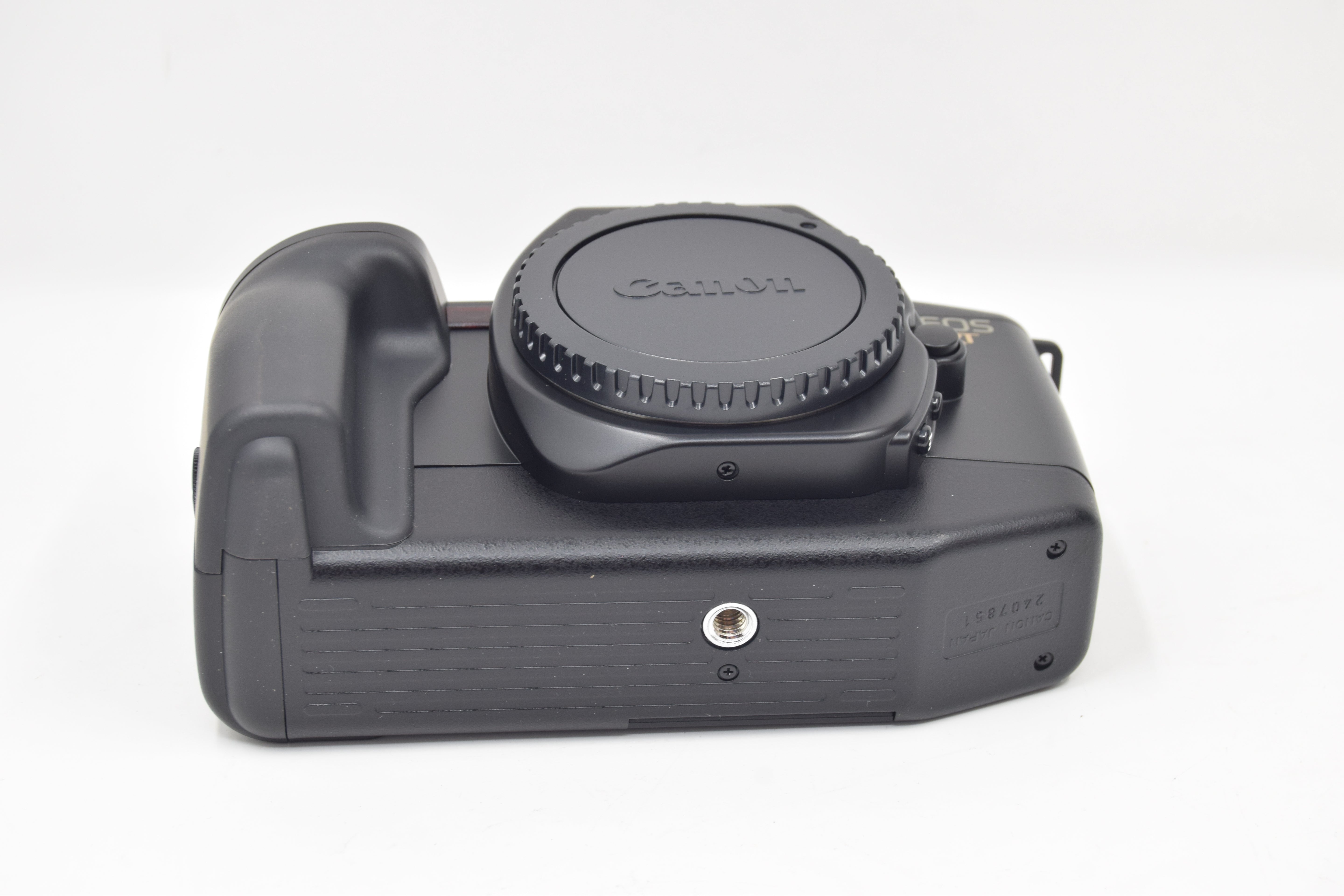 Used Canon EOS RT Pellicle Mirror SLR