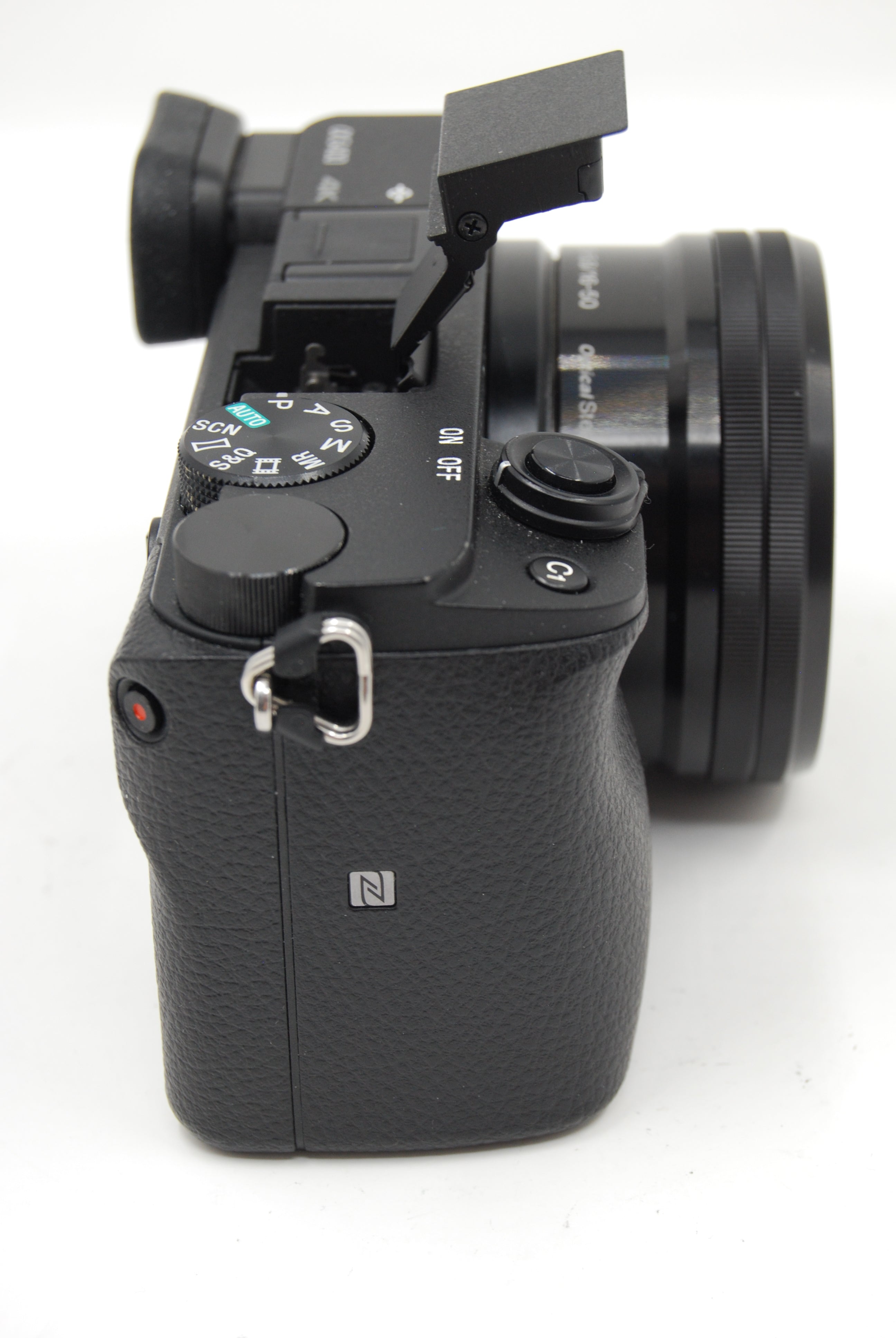 Used Sony a6400 Mirrorless Camera Kit  with 16-50mm lens