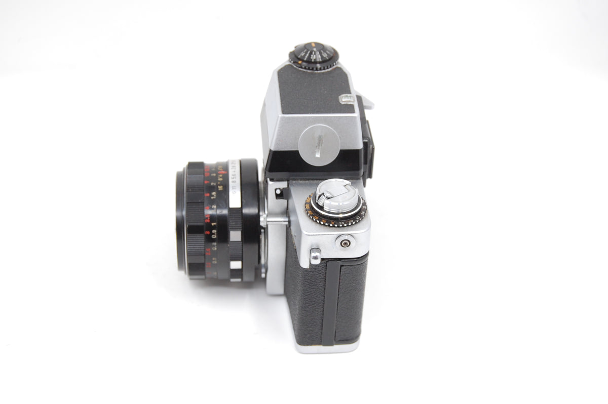 Used Exakta RTL 1000 w/50mm f/1.8 Meyer-Optik Gorlitz Orestan Lens & TTL Penta Prism