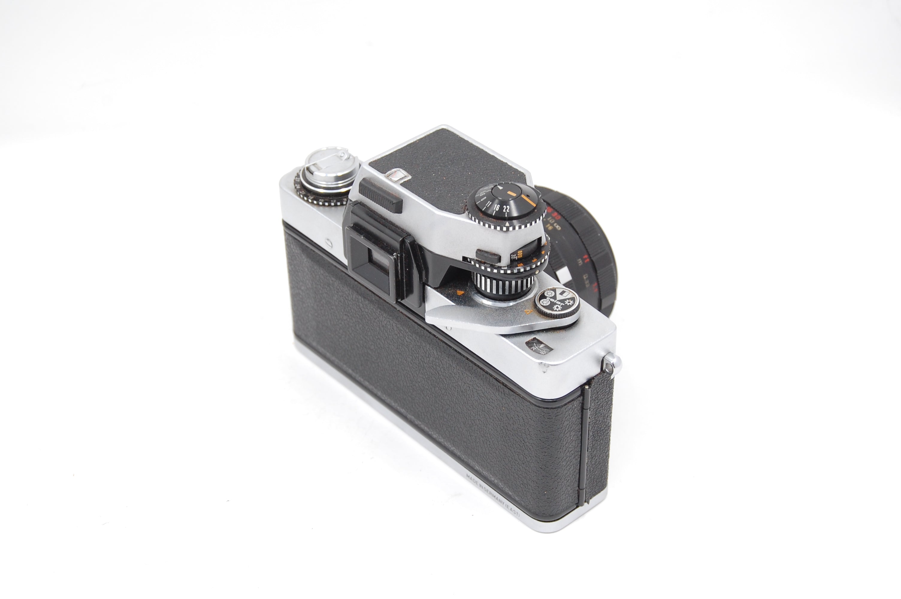Used Exakta RTL 1000 w/50mm f/1.8 Meyer-Optik Gorlitz Orestan Lens & TTL Penta Prism