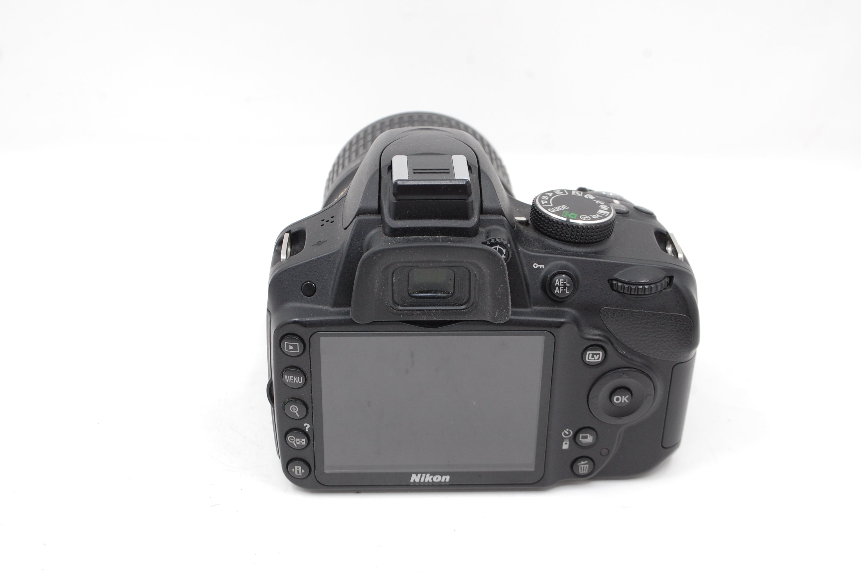 USED Nikon D3200 DSLR w/18-55mm Kit