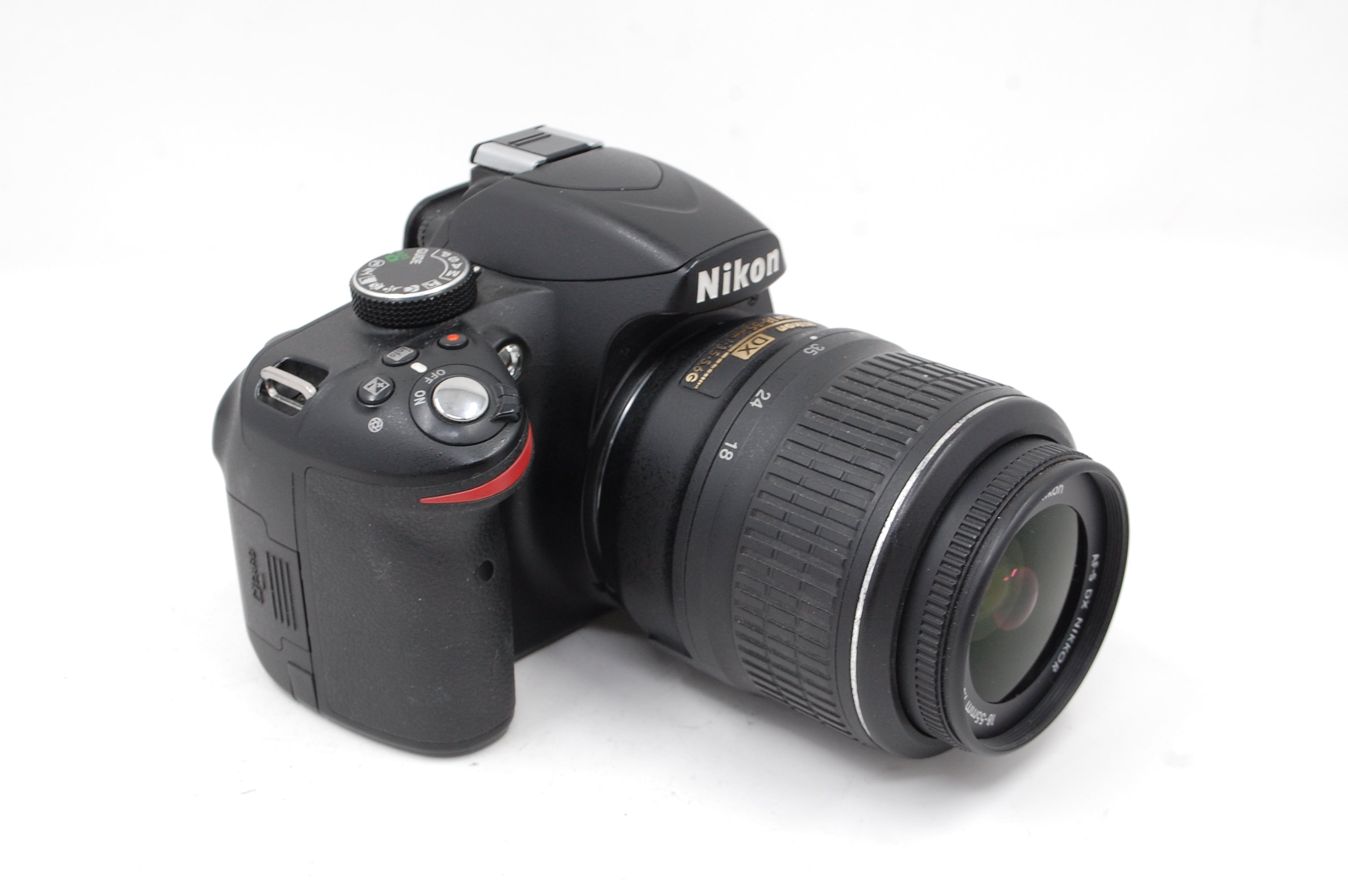 USED Nikon D3200 DSLR w/18-55mm Kit