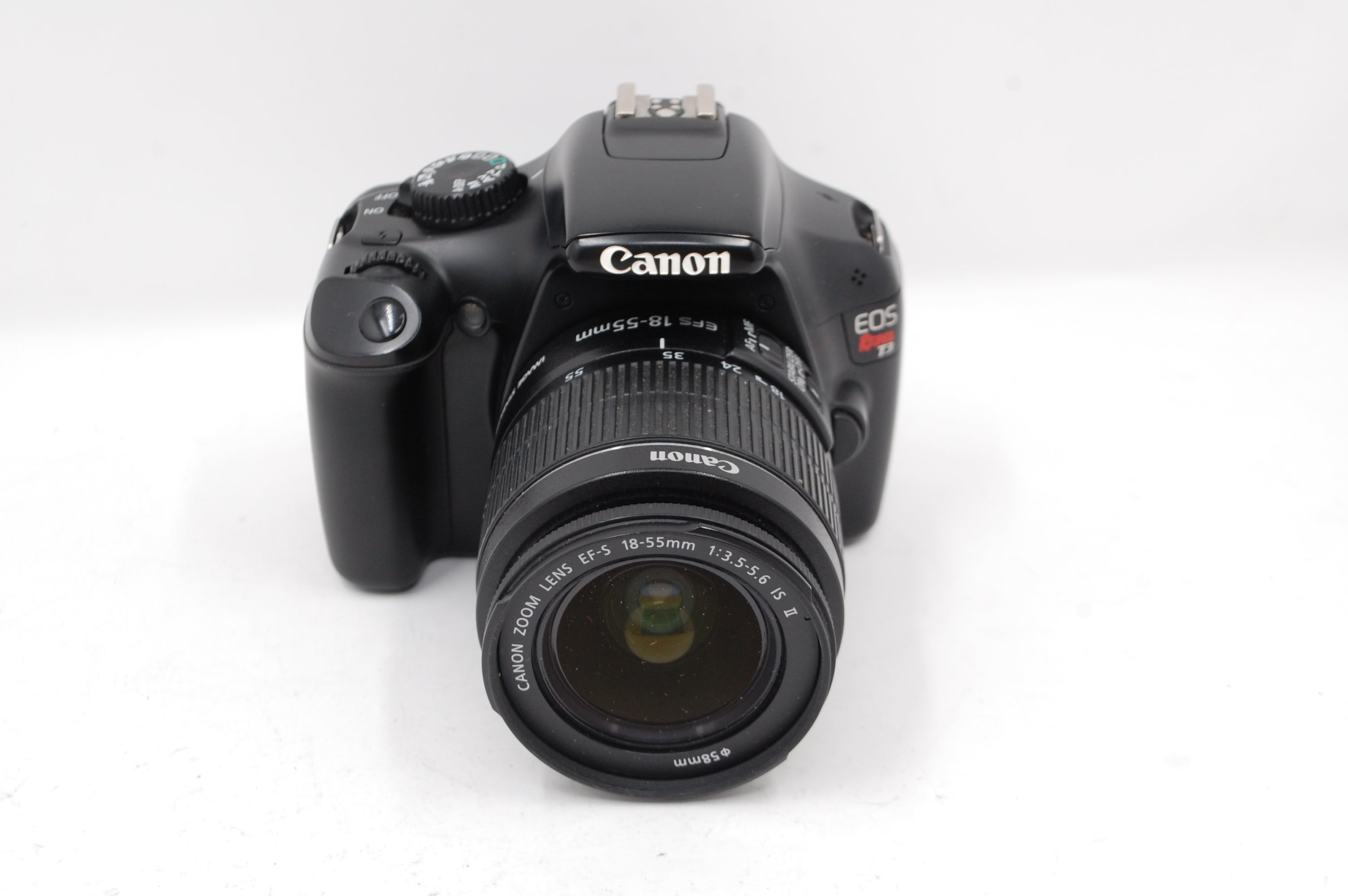 USED Canon Rebel T3 w/ 18-55mm Kit