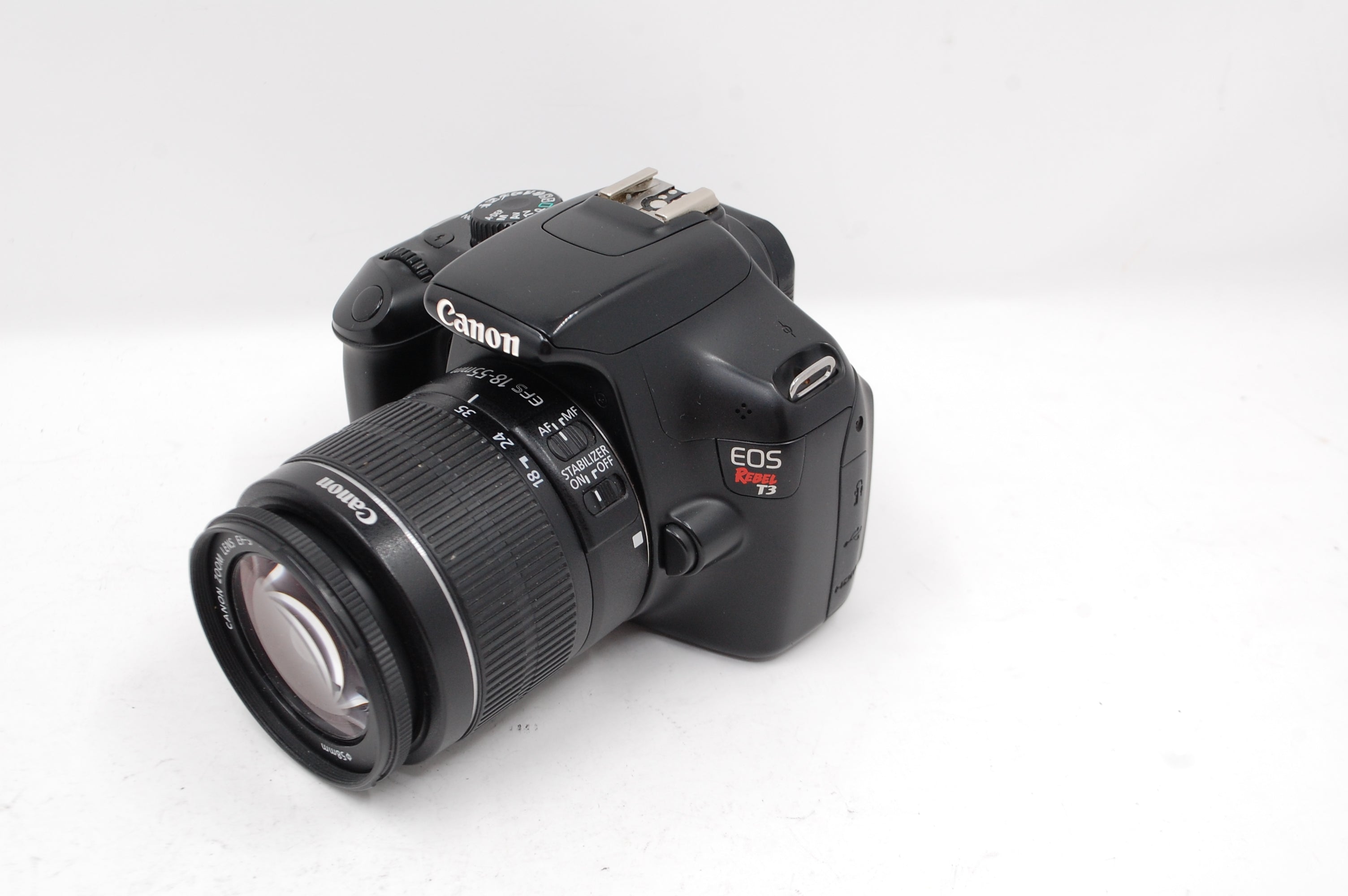 USED Canon Rebel T3 w/ 18-55mm Kit