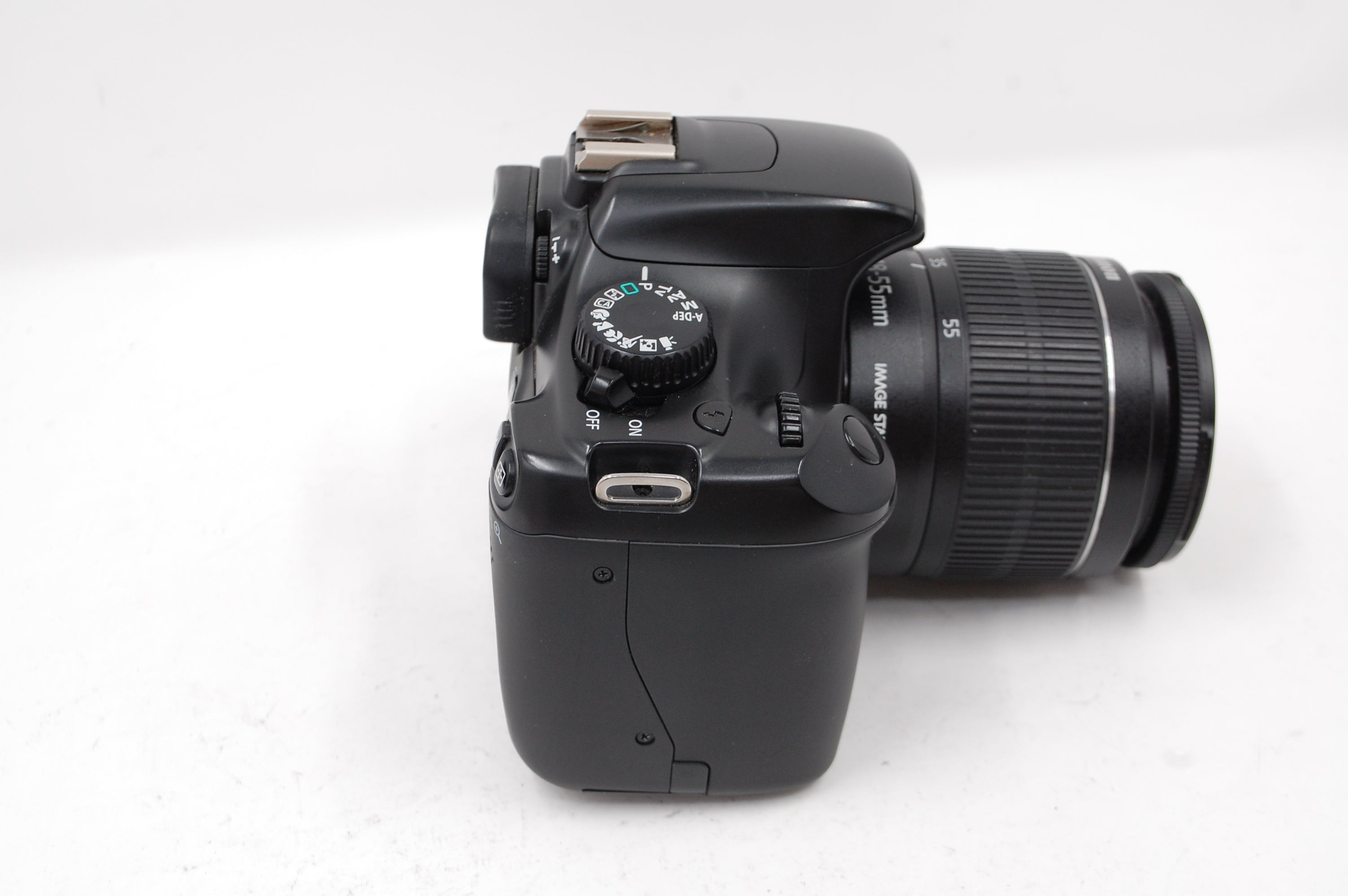 USED Canon Rebel T3 w/ 18-55mm Kit