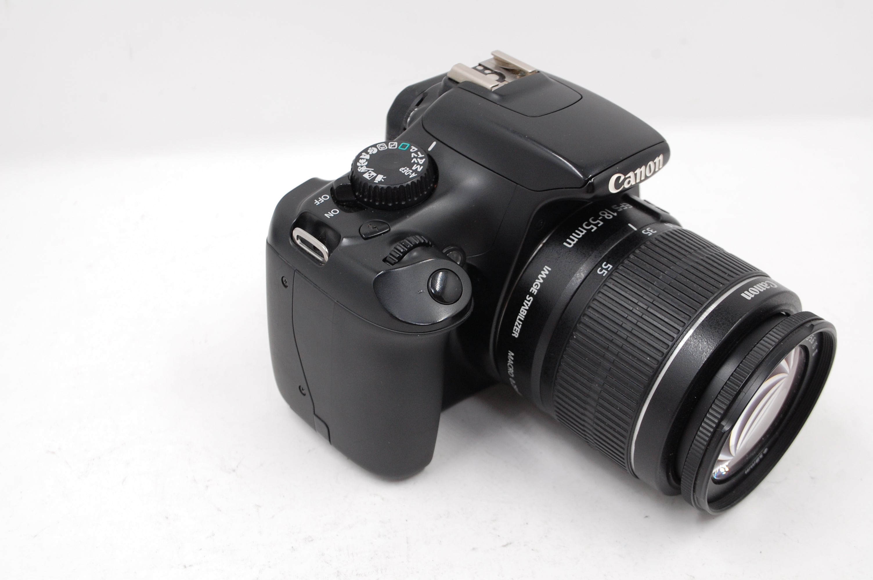 USED Canon Rebel T3 w/ 18-55mm Kit