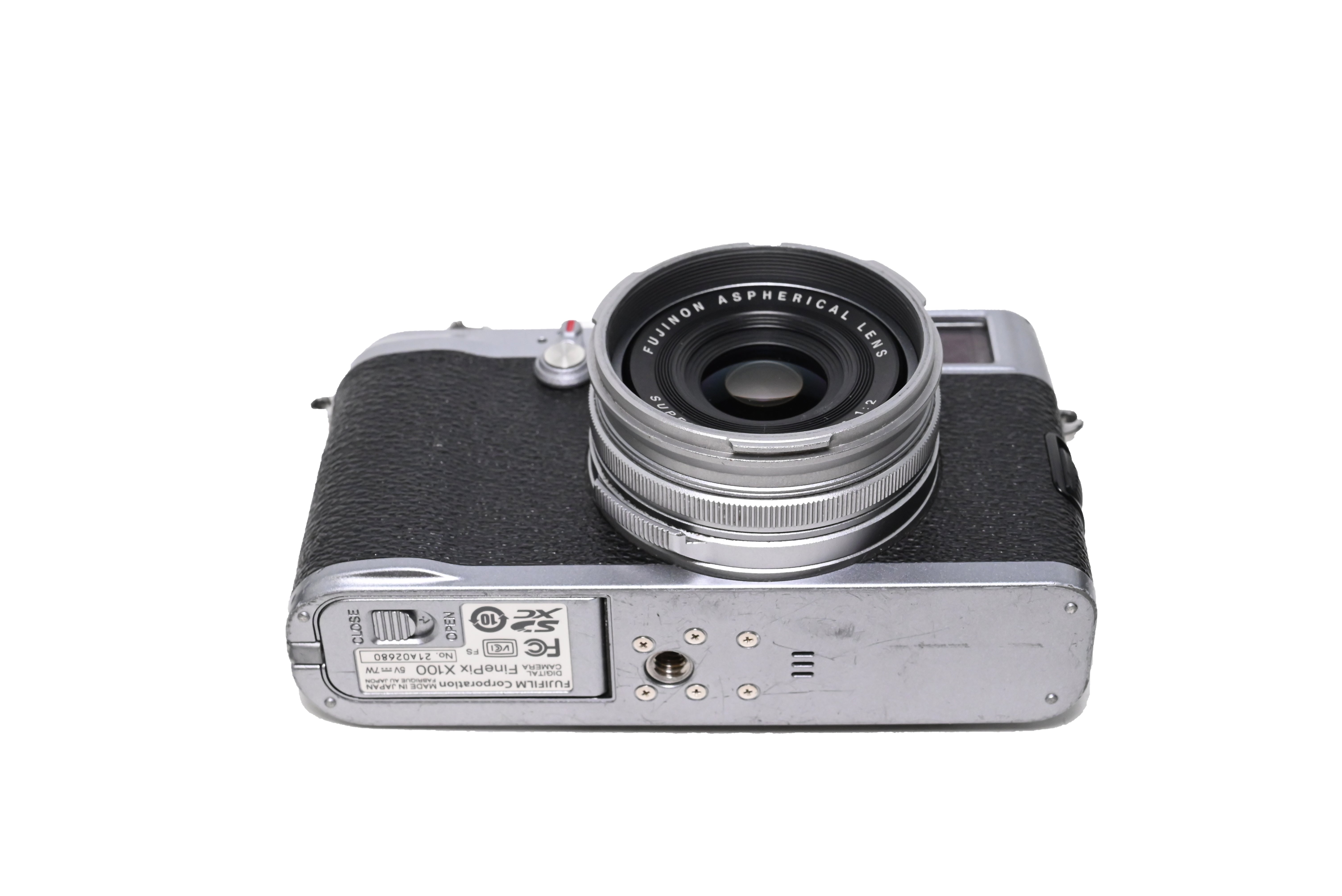 富士フイルム FUJIFILM FinePix X100 初代 【公式通販】 富士フイルム FUJIFILM FinePix X100 初代 【公式通販】