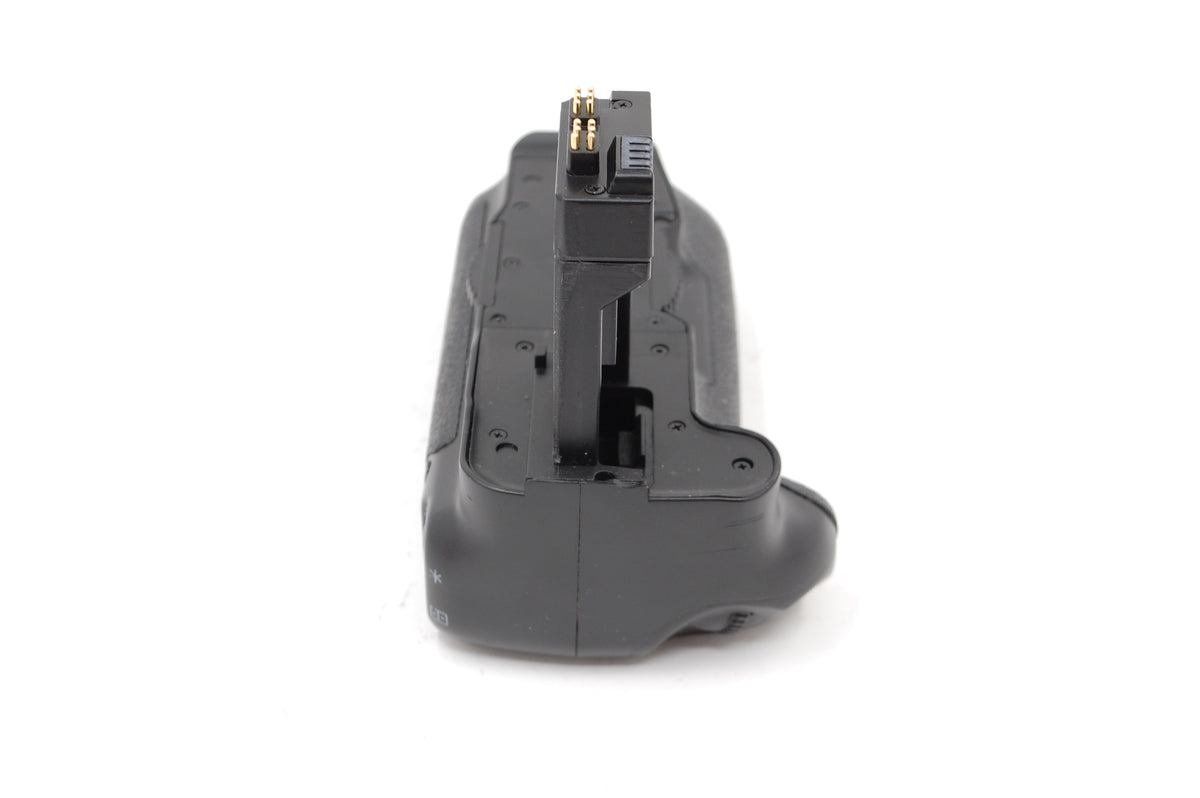 Used Neewer Battery Grip For Canon T3i