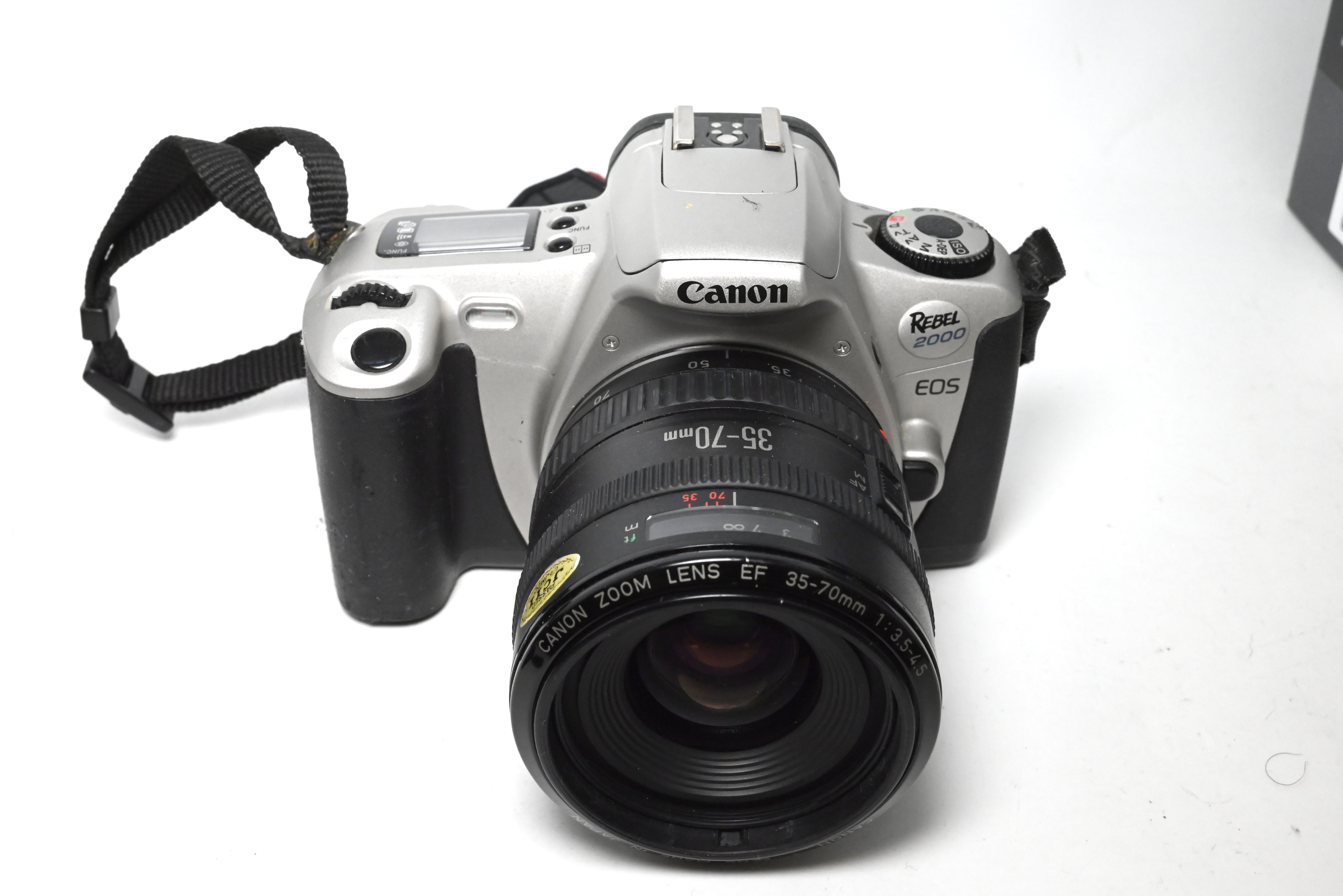 USED Canon EOS Rebel 2000 w/ 35-70mm f/3.5-4.5