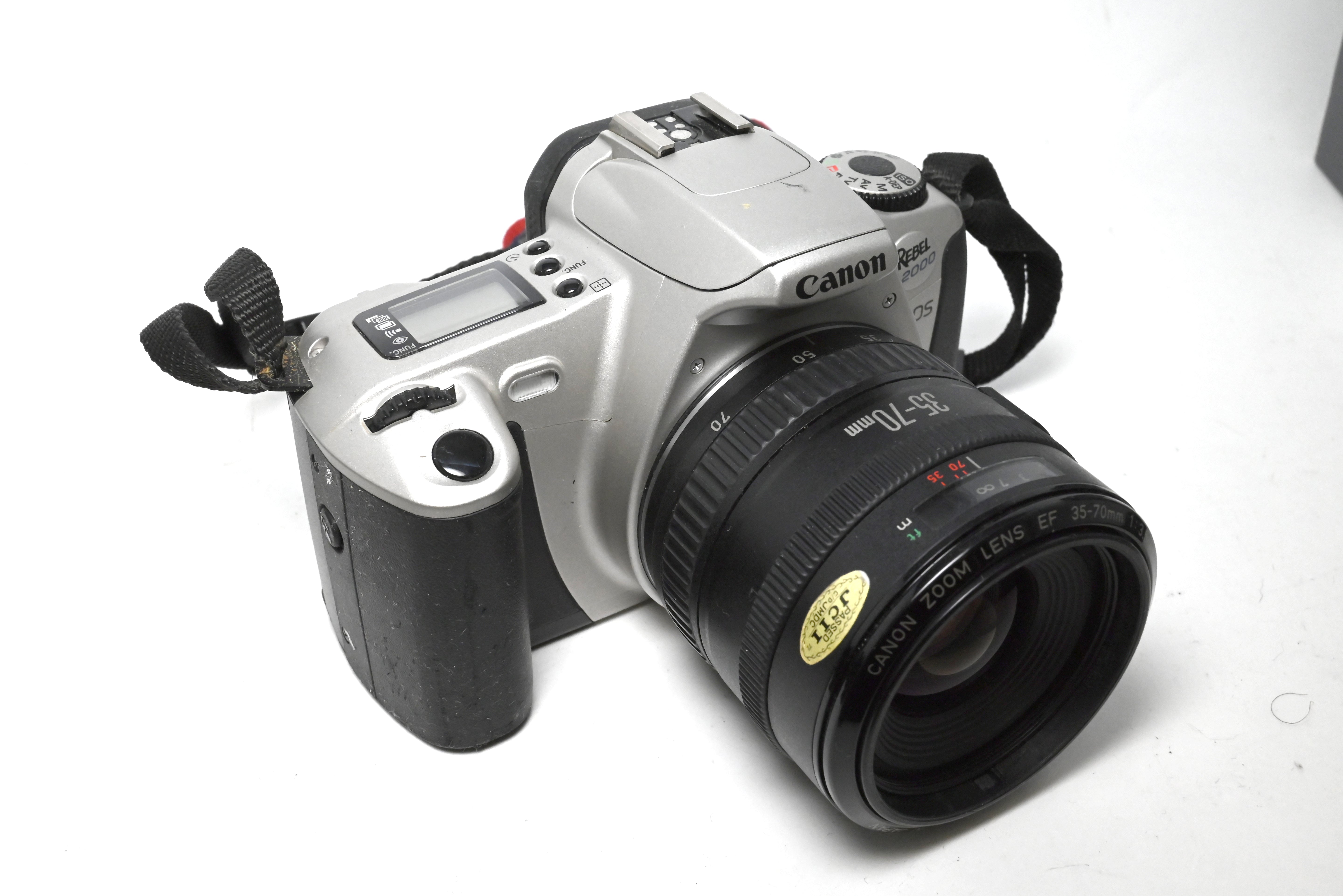 USED Canon EOS Rebel 2000 w/ 35-70mm f/3.5-4.5