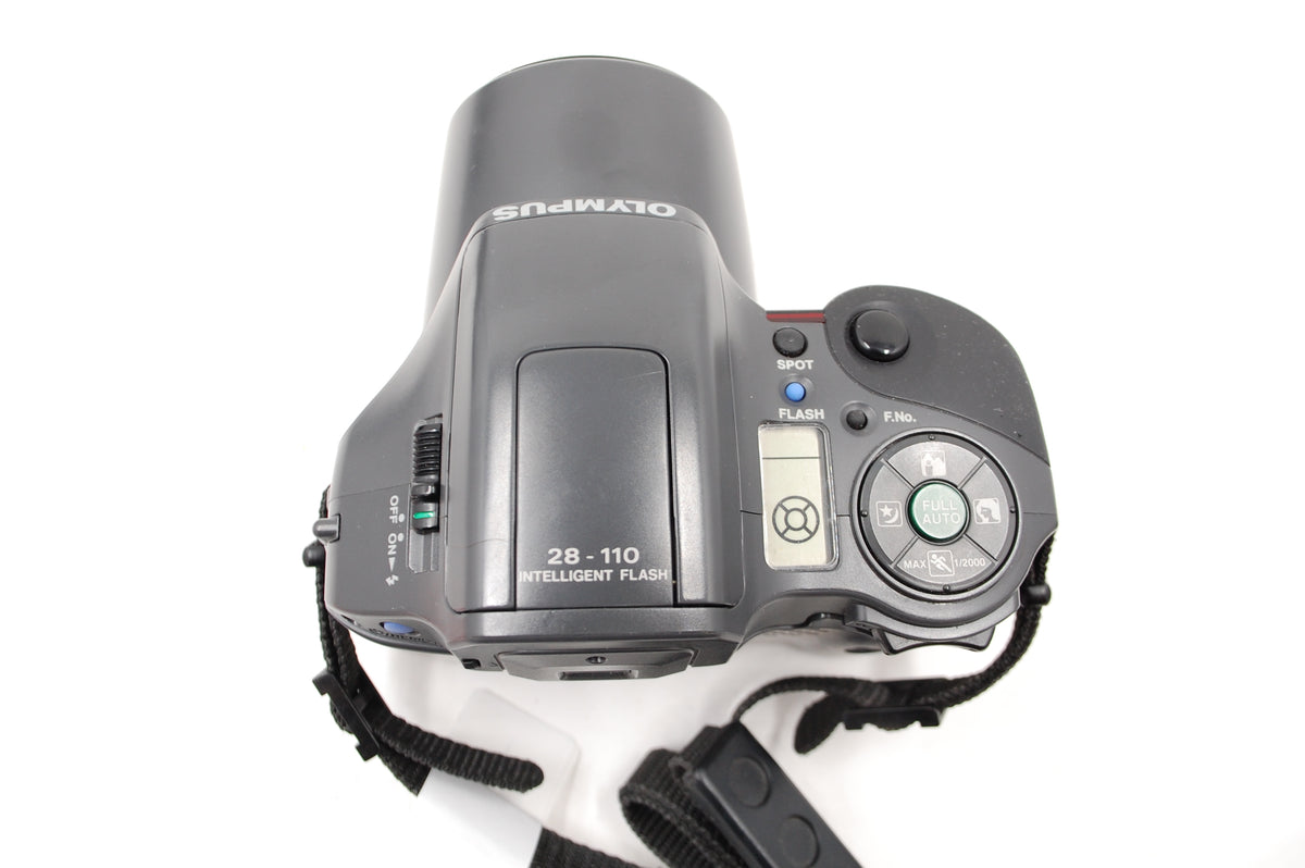 Olympus IS-10 DLX 35mm SLR Film Camera 28-110mm Zoom