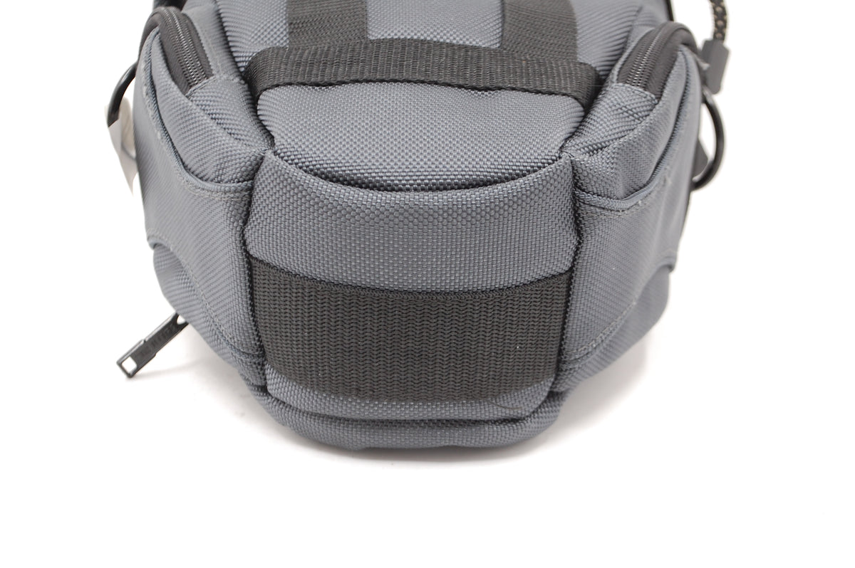 USED Tamrac 5684 Camera Bag
