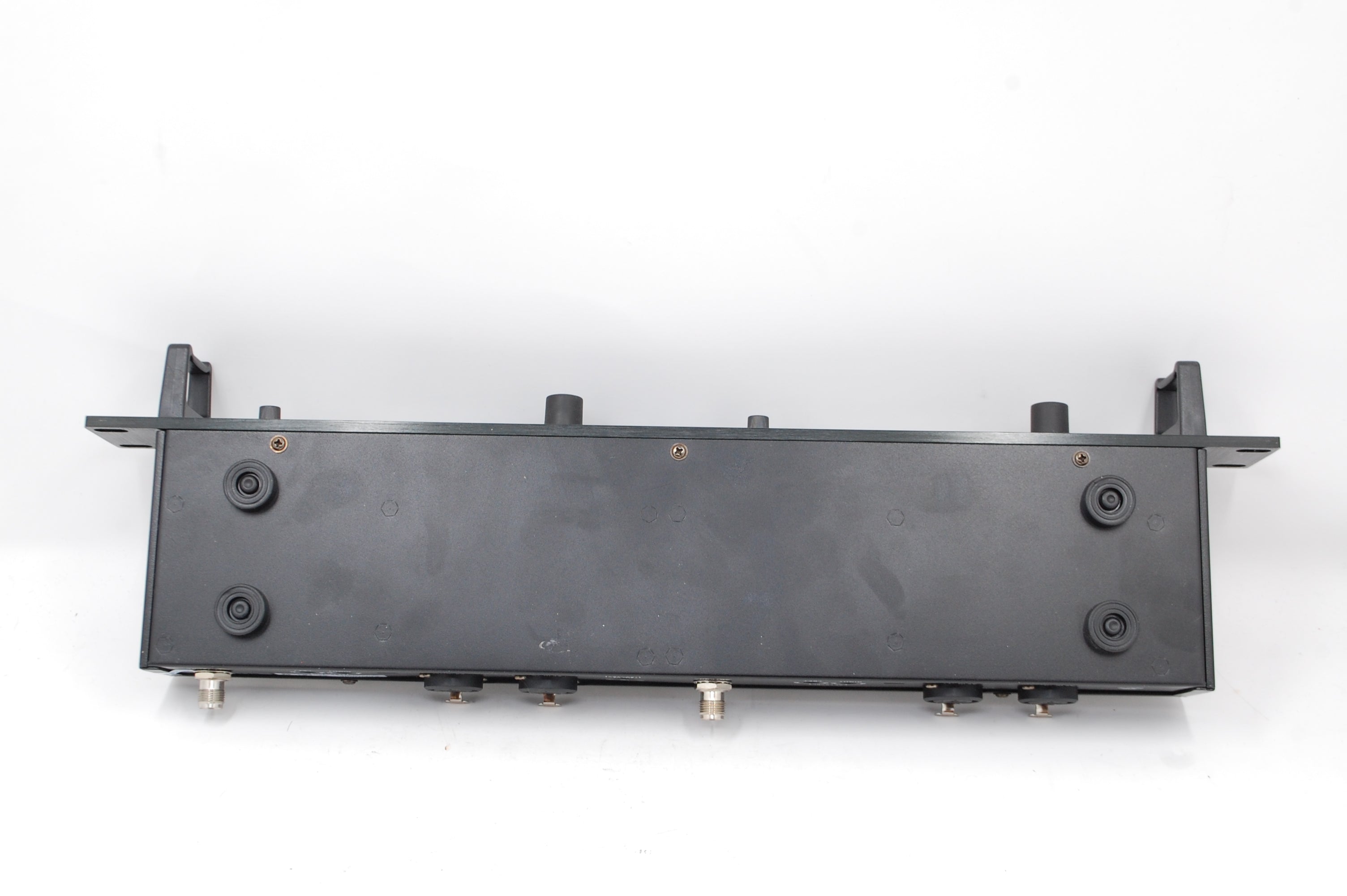 USED Xtuga Rw2080 (Does not have antenna or bodypacks)