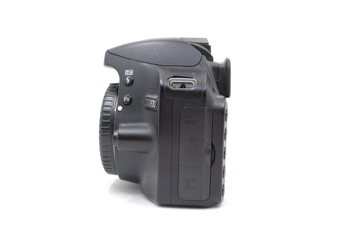 Used Nikon D3200 Body Only Black