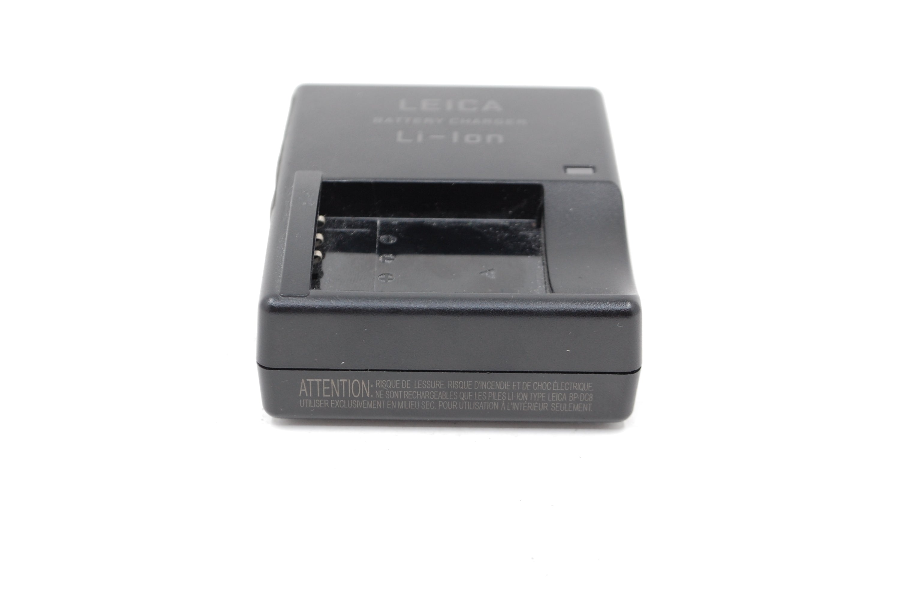 Used Leica BC_DC2 Charger, missing outlet plug