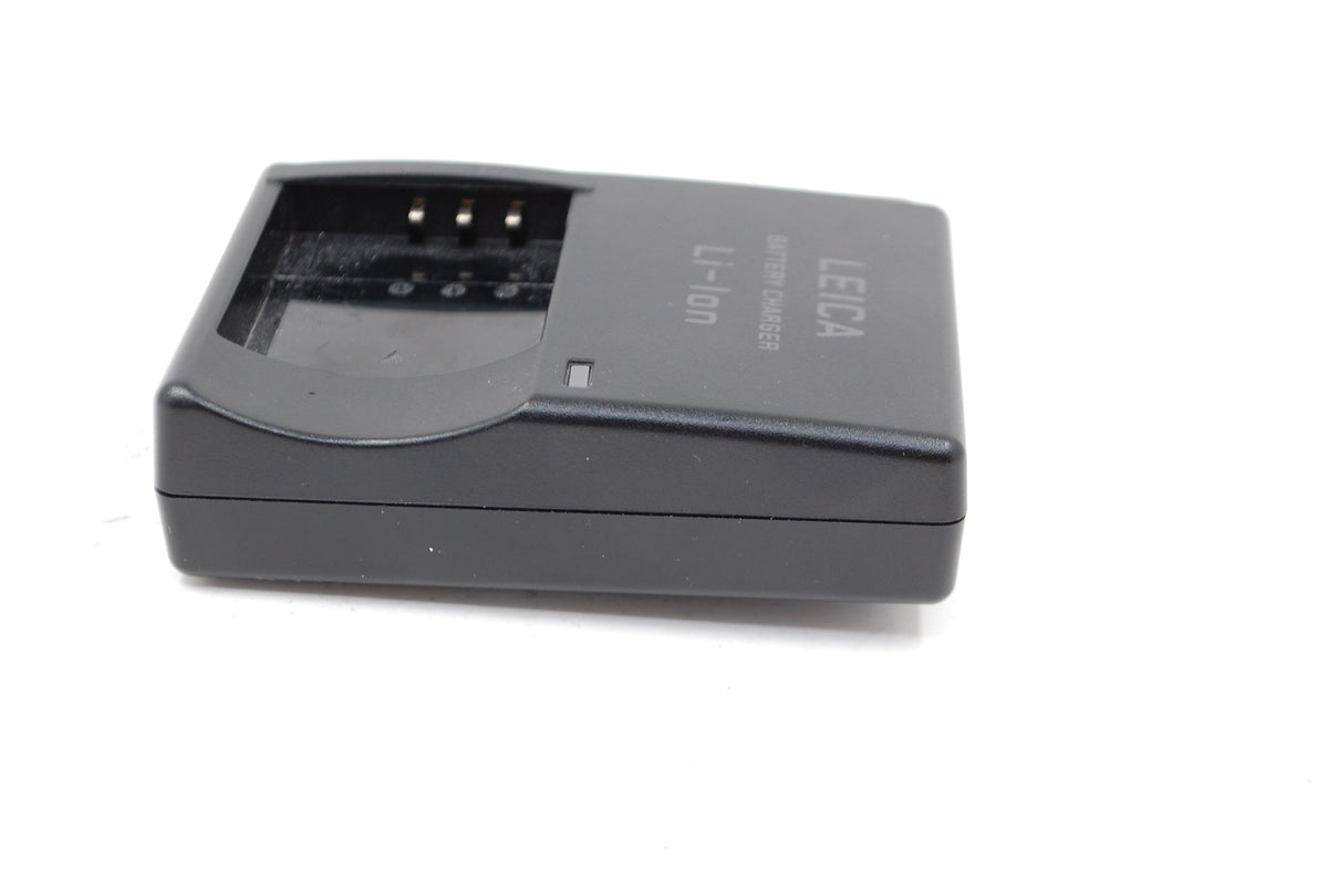 Used Leica BC_DC2 Charger, missing outlet plug
