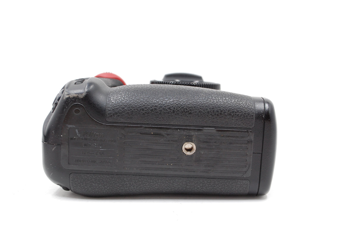 USED Nikon D300 Digital SLR Body w/ MB-D10 Grip