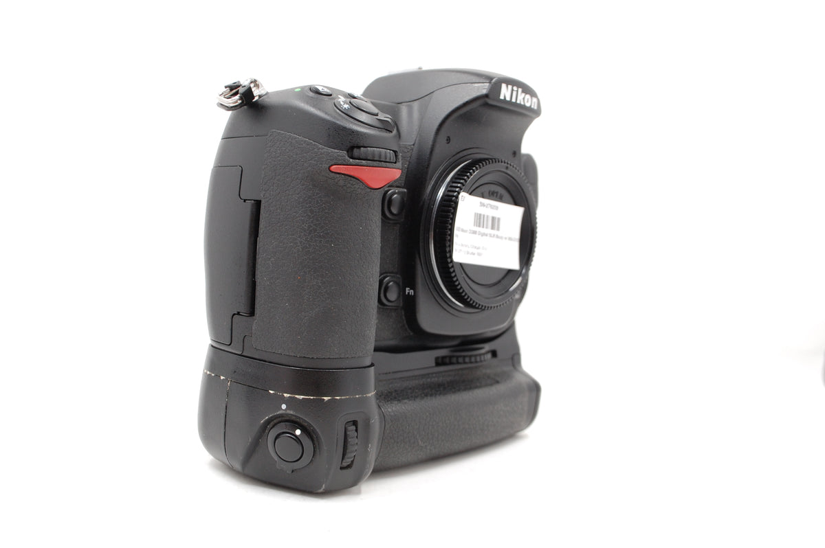 USED Nikon D300 Digital SLR Body w/ MB-D10 Grip