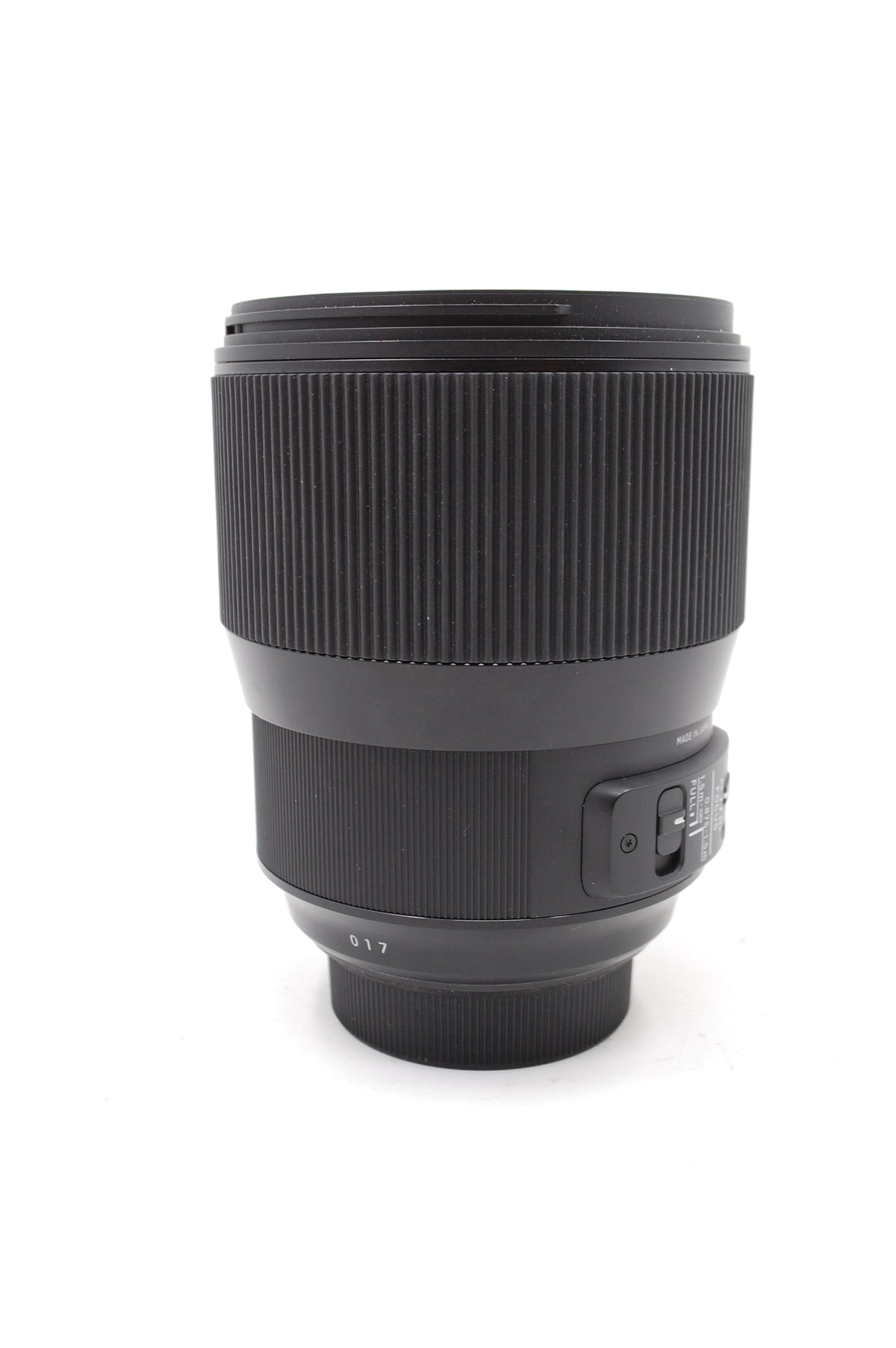 USED Sigma 135mm f1.8 DG HSM Art Lens for NIKON