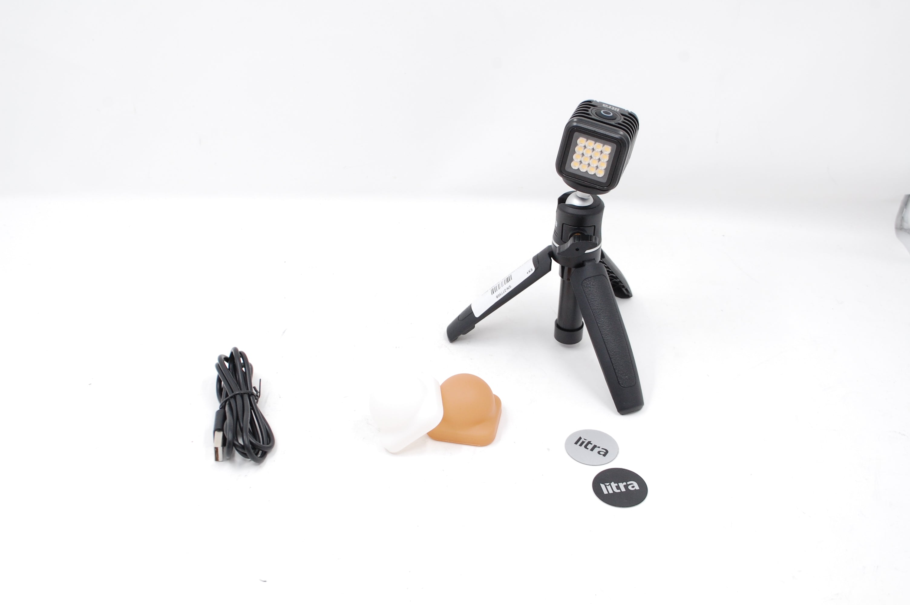 USED Litra LT2202 LED Light With Stand