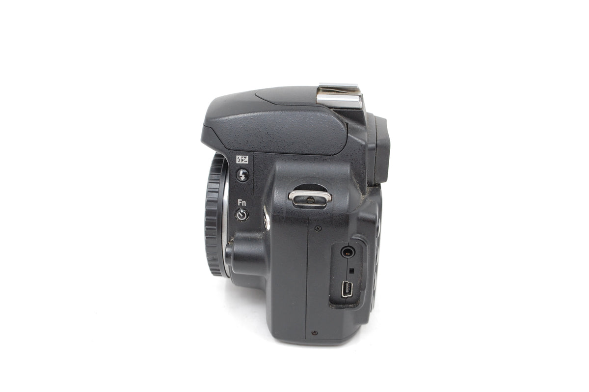 Used Nikon D40 DSLR Camera Body