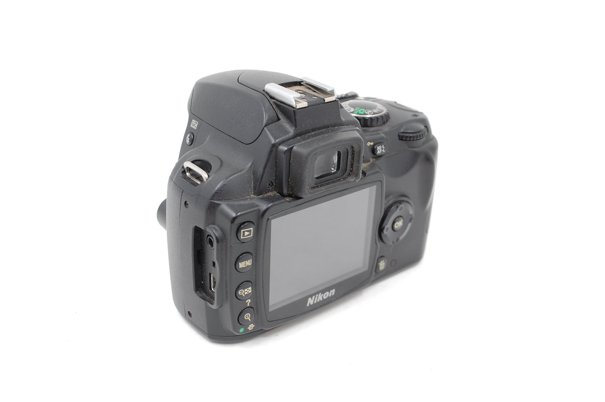 Used Nikon D40 DSLR Camera Body