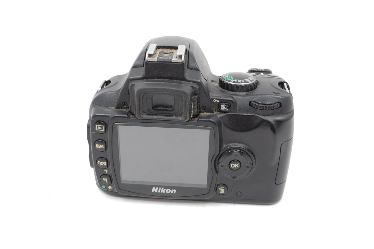 Used Nikon D40 DSLR Camera Body