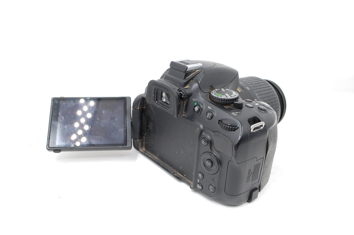 USED Nikon D5100 Digital SLR Kit w/ 18-55mm