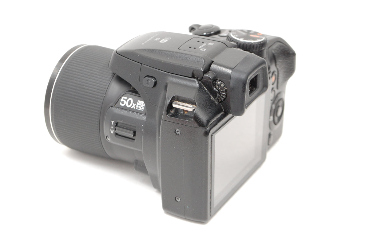 USED Fujifilm FinePix S9900W 16.2MP Digital Bridge Camera 50x Optical Zoom