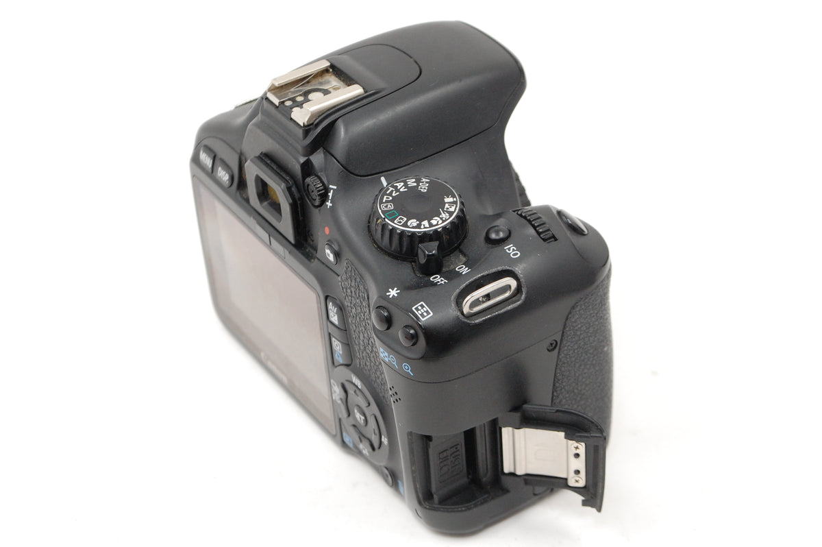 USED Canon EOS Rebel T2i DSLR Body (Battery Door Broken - READ)