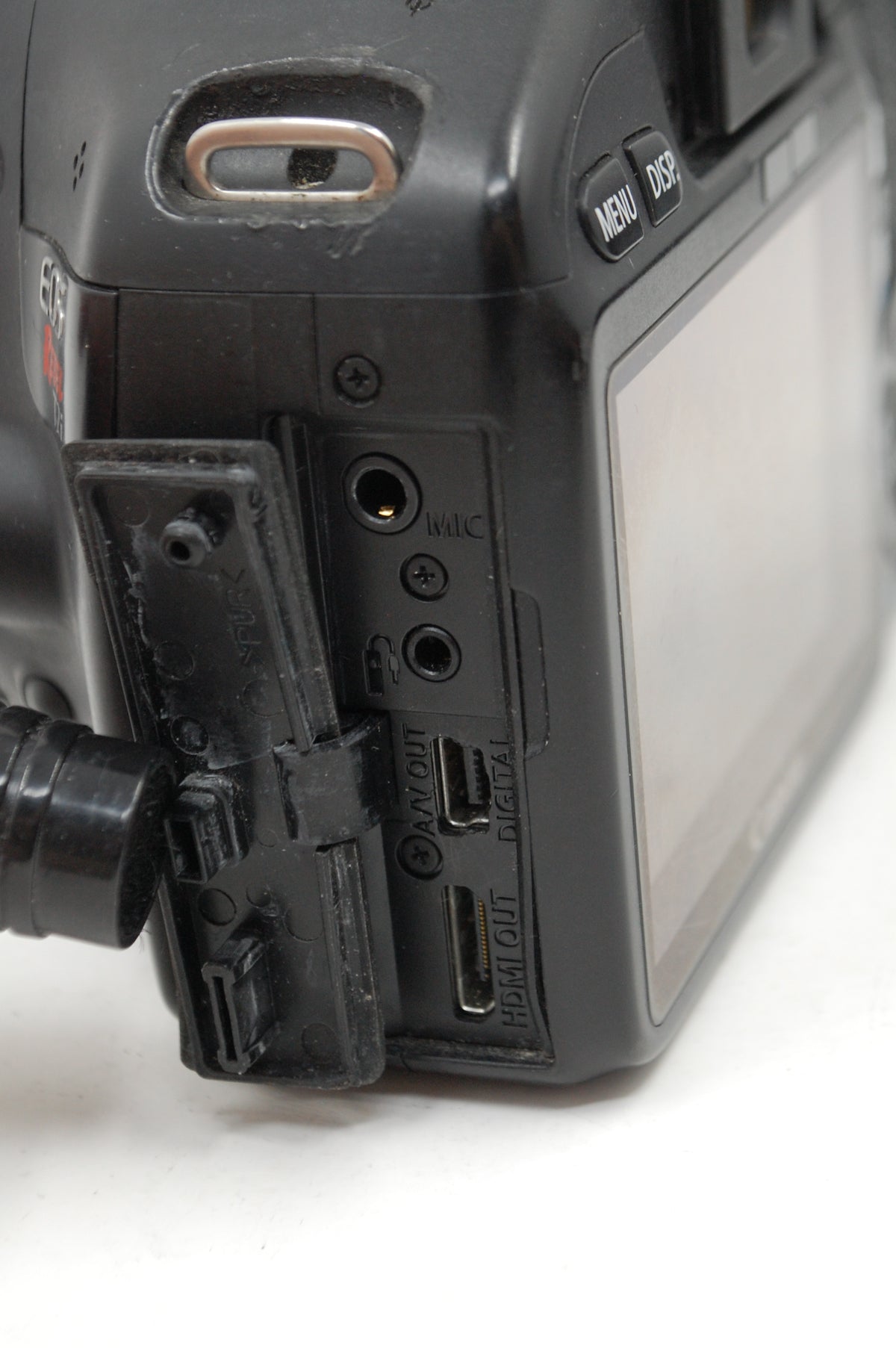 USED Canon EOS Rebel T2i DSLR Body (Battery Door Broken - READ)