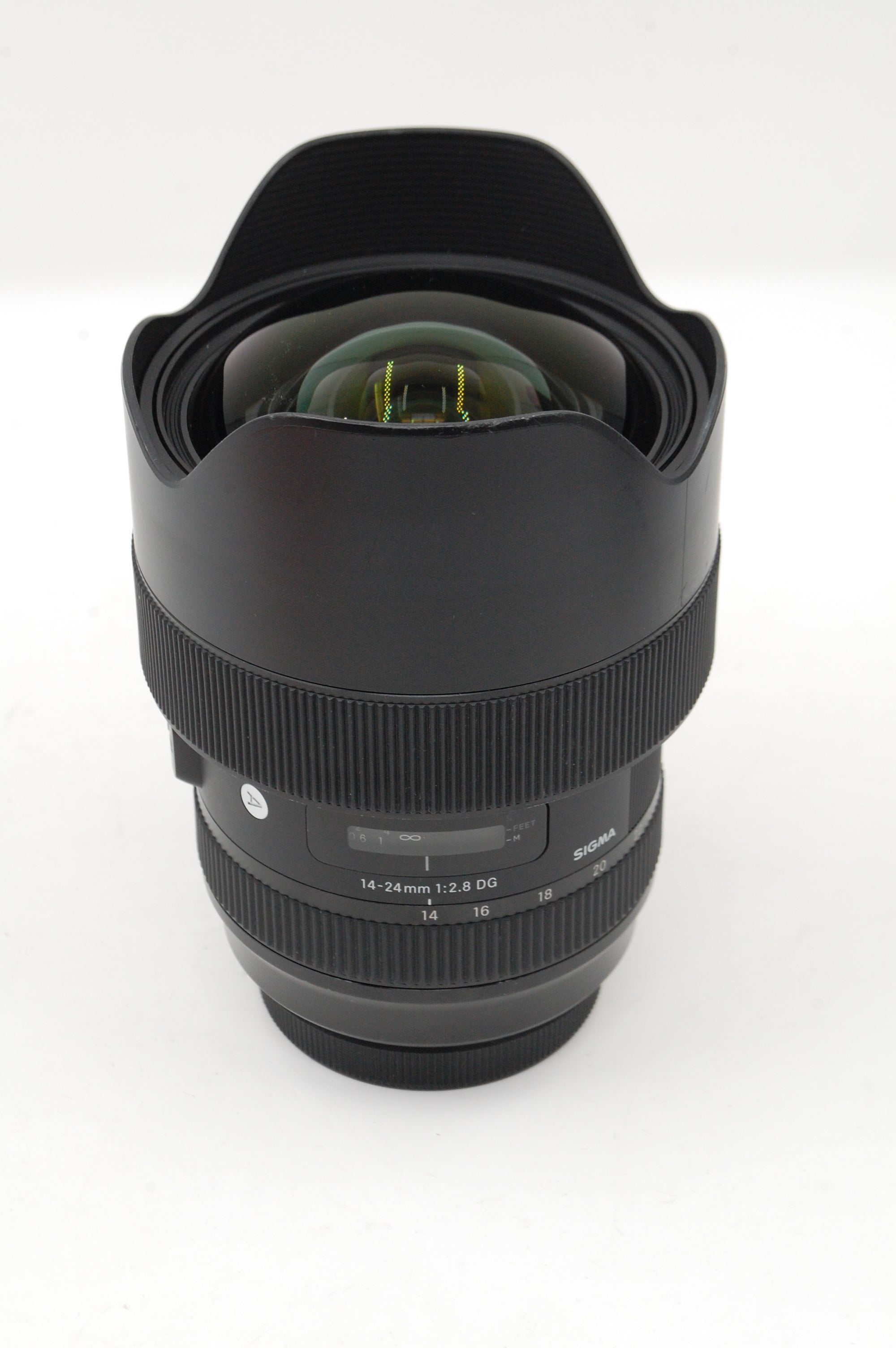 Used Sigma 14-24mm F2.8 DG HSM Art Lens for Canon