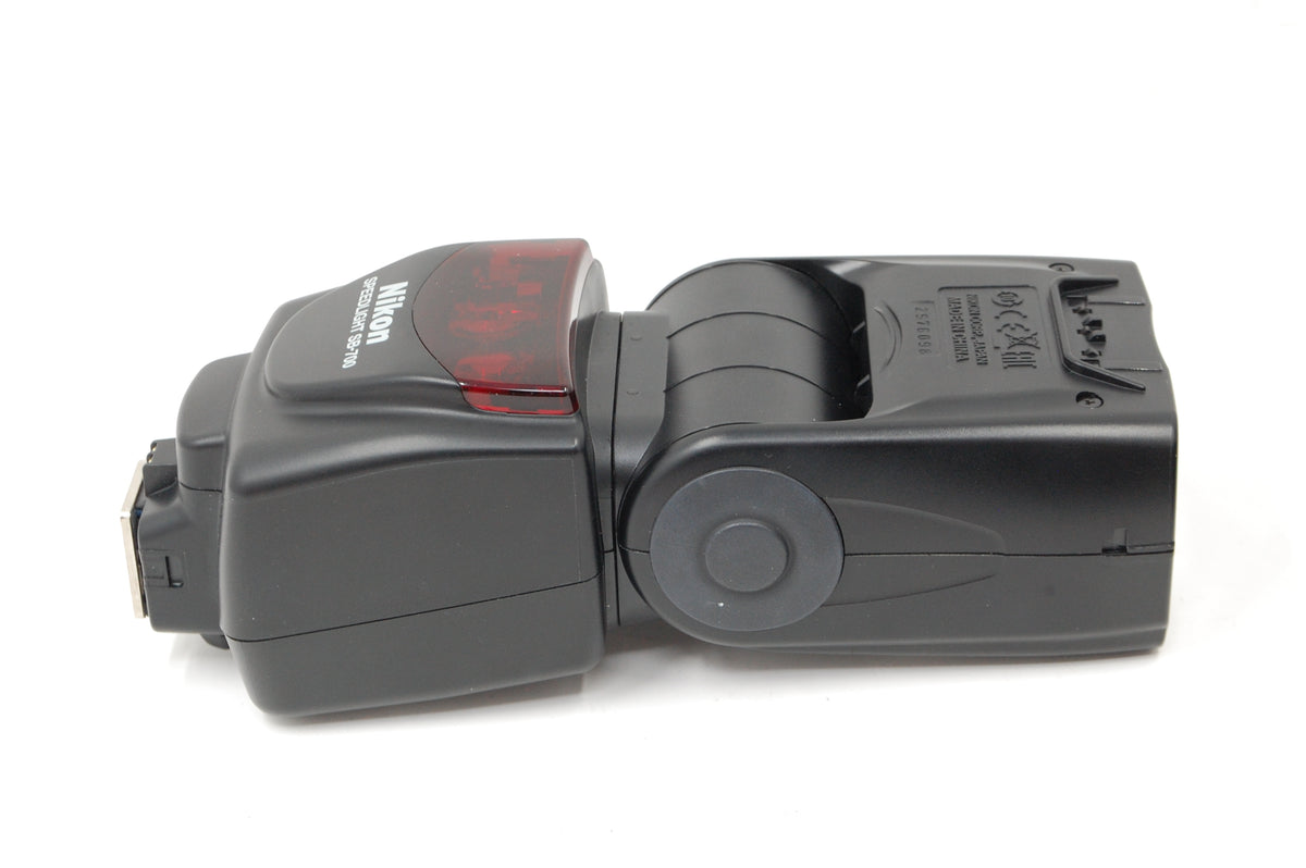 USED Nikon SB-700 Speedlight Flash