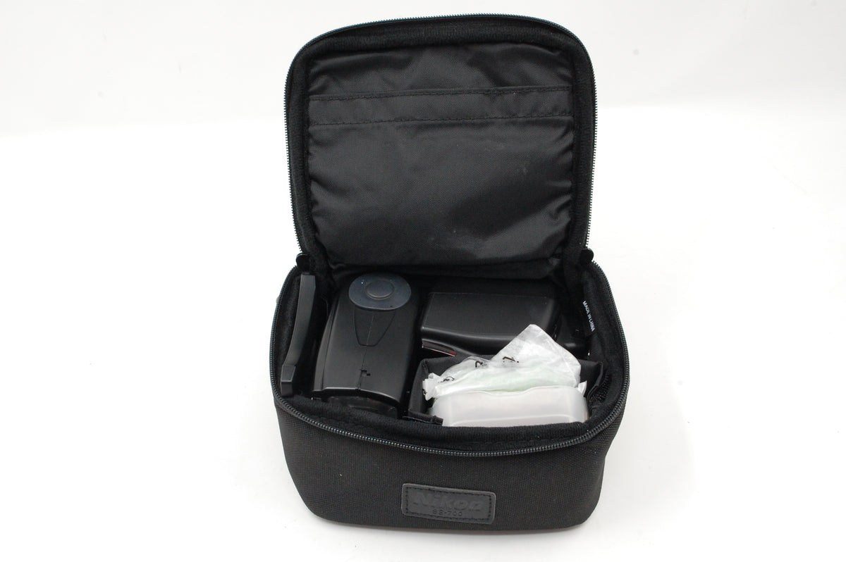 USED Nikon SB-700 Speedlight Flash