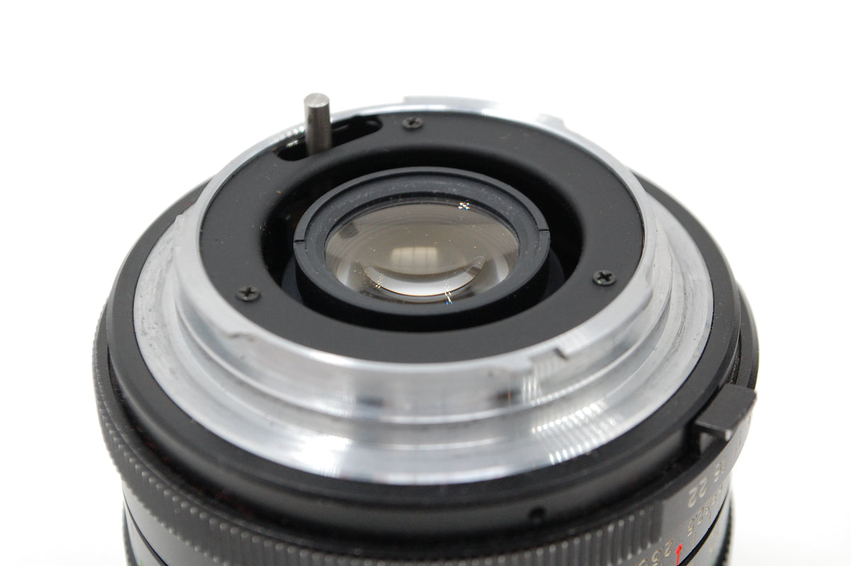 Used Vivitar 28mm f2.8 Wide Angle Lens for Minolta MD