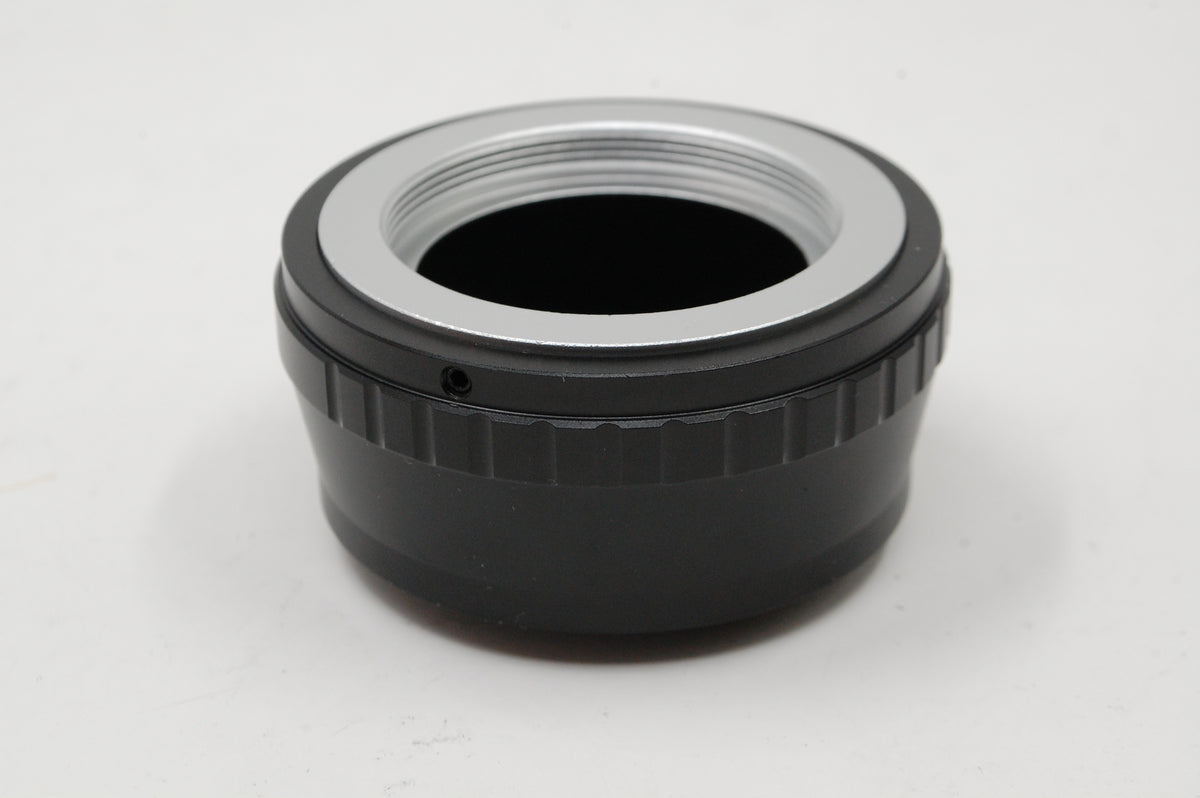 Used NEEWER Adjustable M42 Screw Lens to Fujifilm X-Mount Camera Mount Adapter