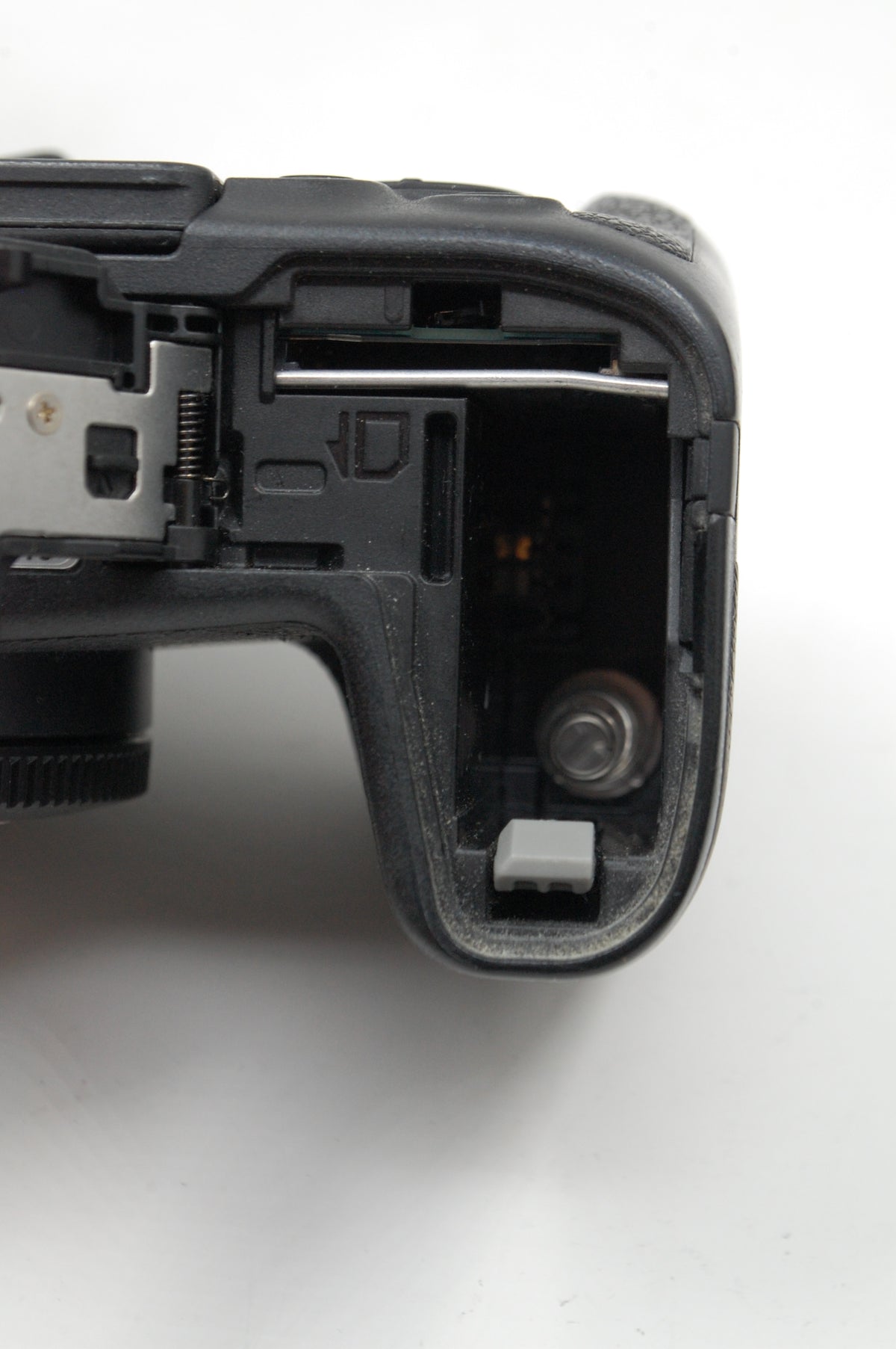 Used Canon EOS R8 Mirrorless Camera - Body Only
