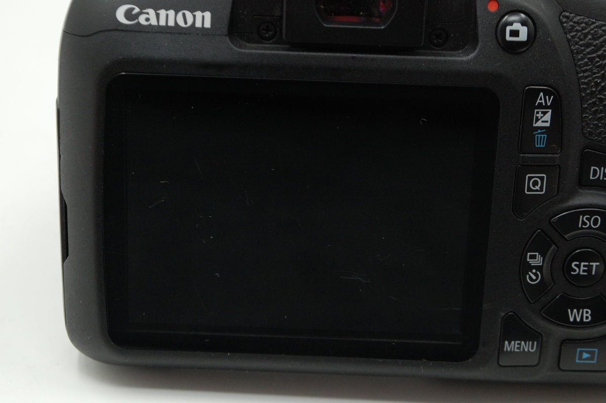 Used Canon 2000D (Rebel T7) DSLR w/18-55mmf3.5-5.6 IS II