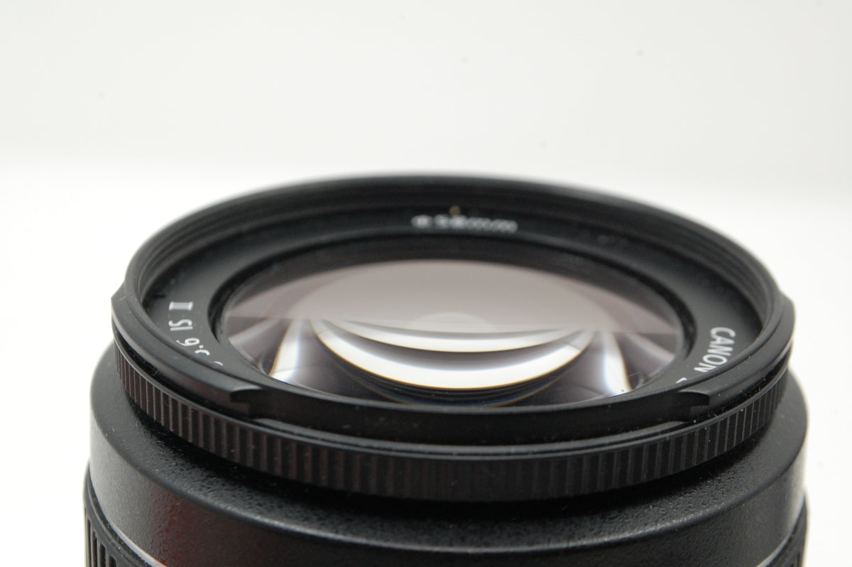 Used Canon 2000D (Rebel T7) DSLR w/18-55mmf3.5-5.6 IS II