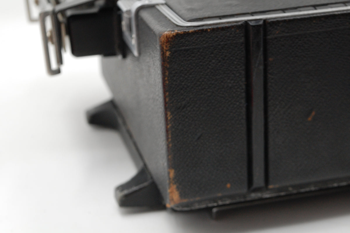 Used Graphlex 4x5 Crown Graphic Body Only.