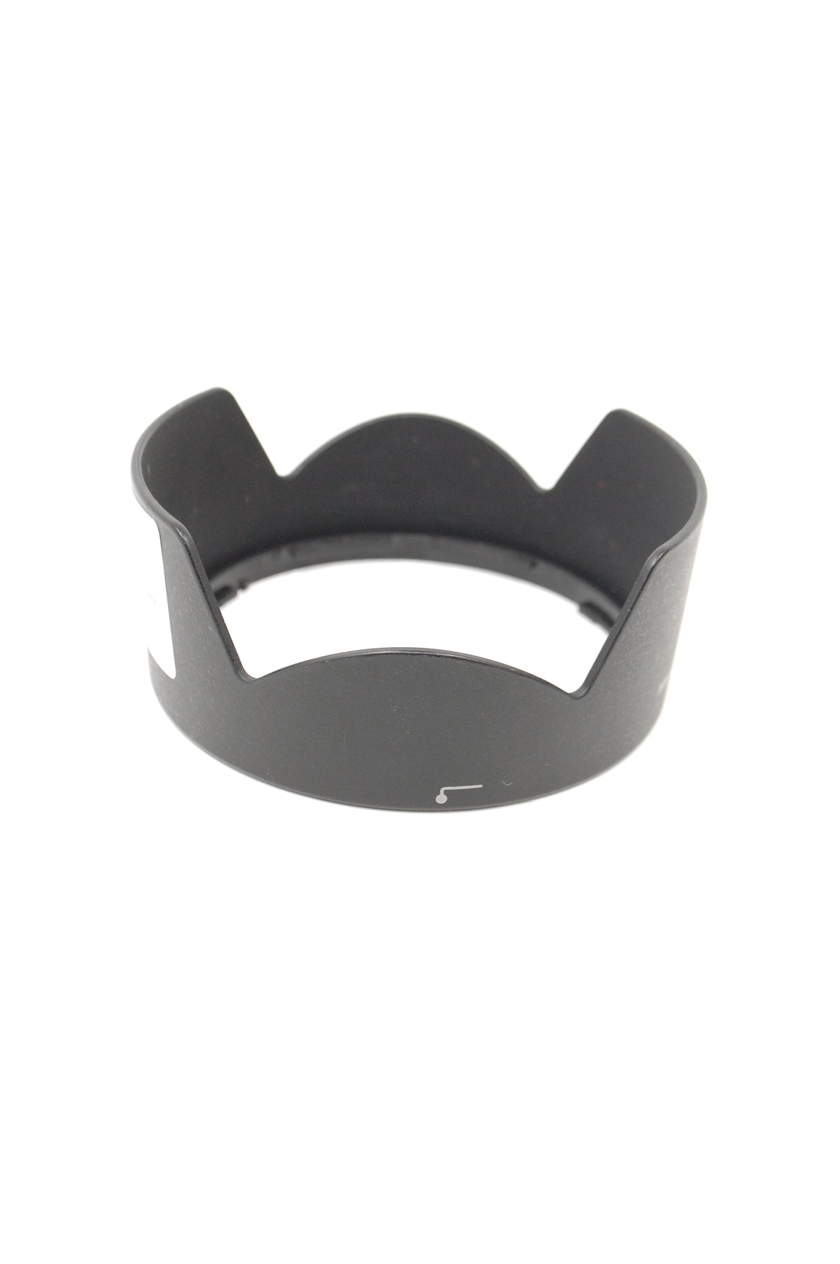 USED Nikon HB-32 HB 32 hood for DX Nikkor AF-S 18-70 18-105mm 18-140mm VR 18-135 lens