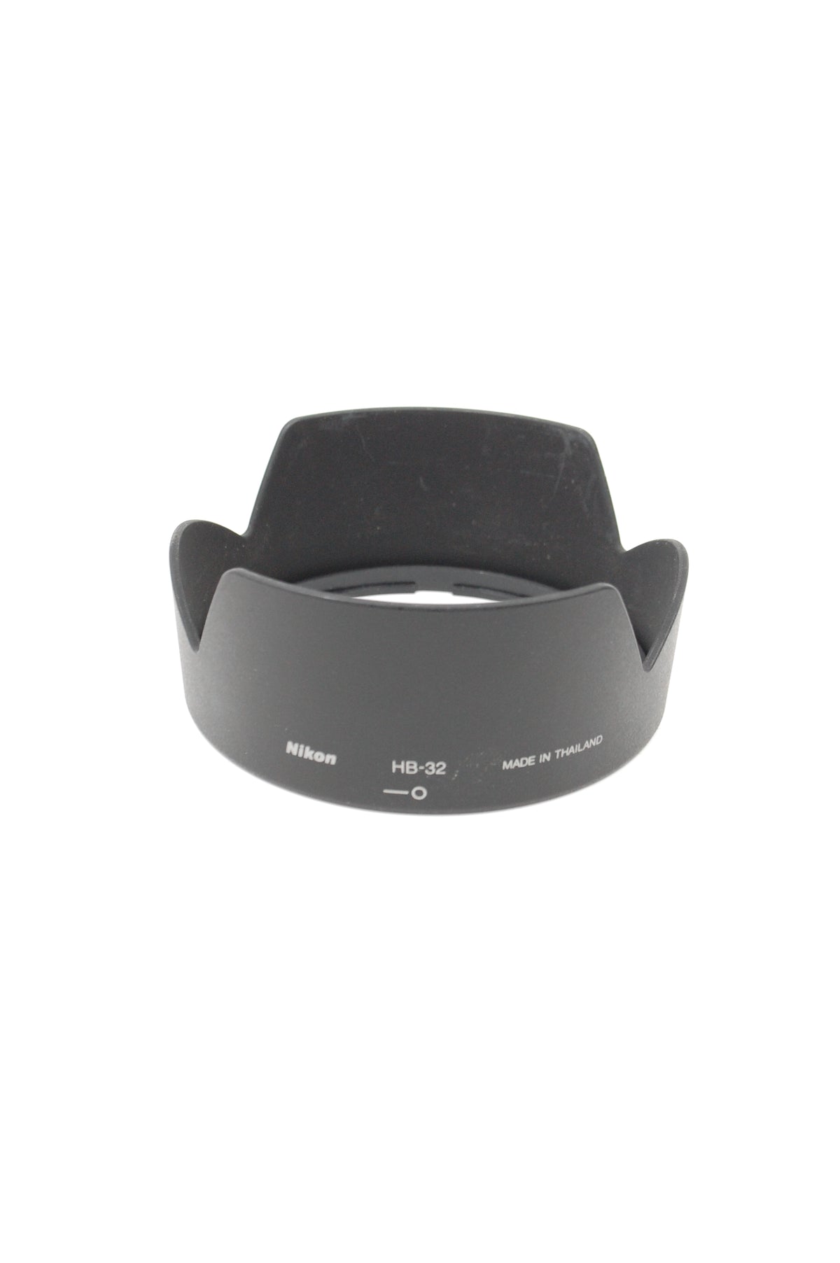 USED Nikon HB-32 HB 32 hood for DX Nikkor AF-S 18-70 18-105mm 18-140mm VR 18-135 lens