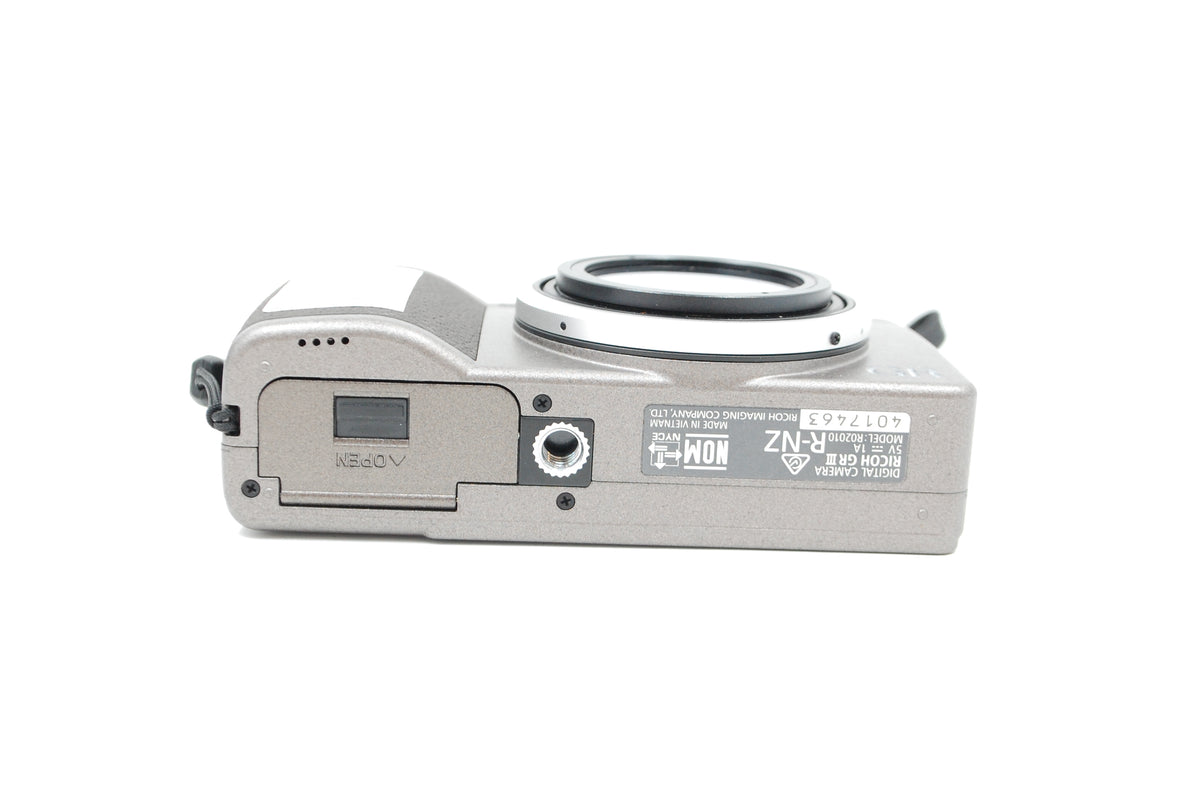 USED Ricoh GR III Diary Edition