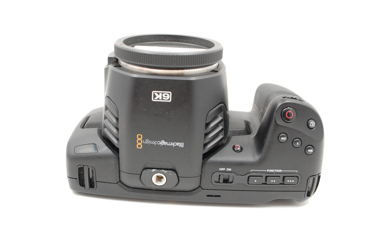Used Blackmagic Design Pocket Cinema Camera 6K (Canon EF/EF-S)