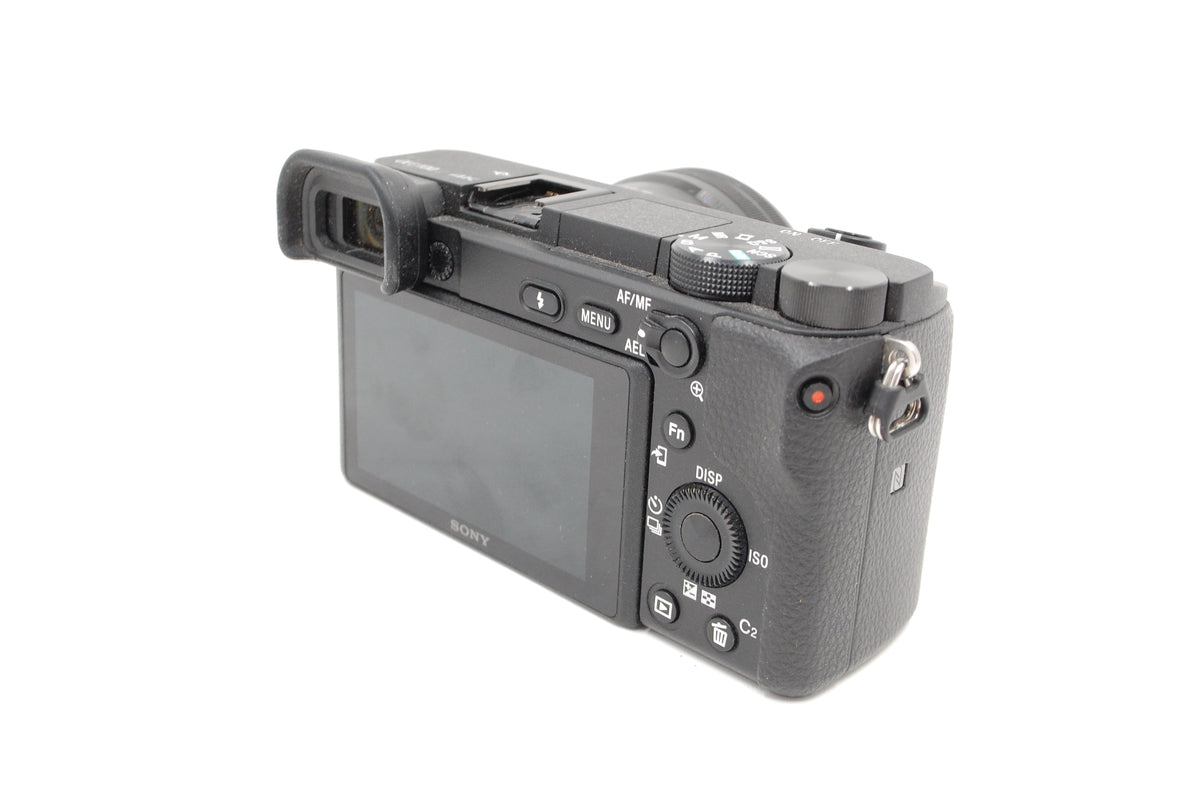 Used Sony a6400 Mirrorless Camera Kit with 16-50mm lens