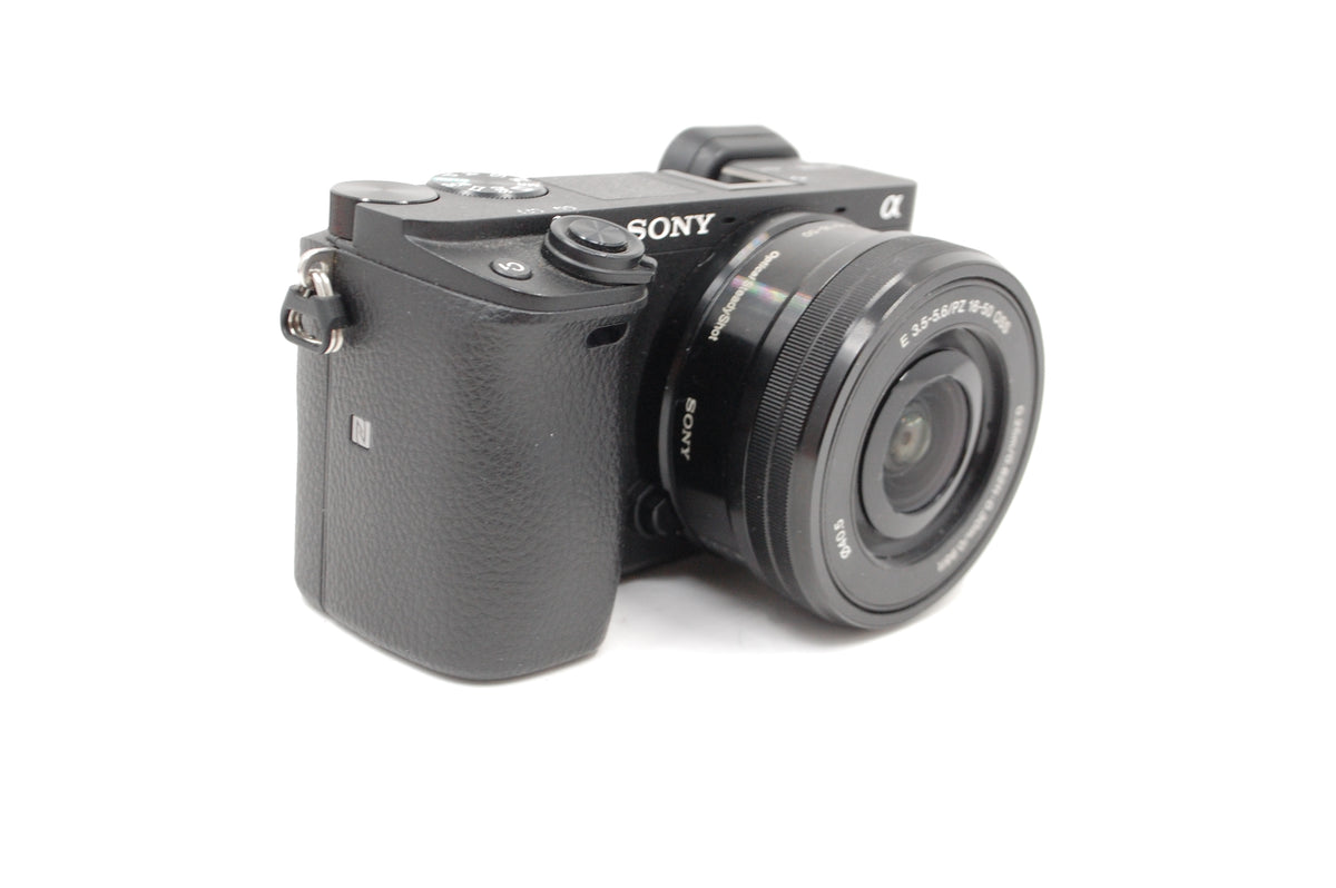 Used Sony a6400 Mirrorless Camera Kit with 16-50mm lens