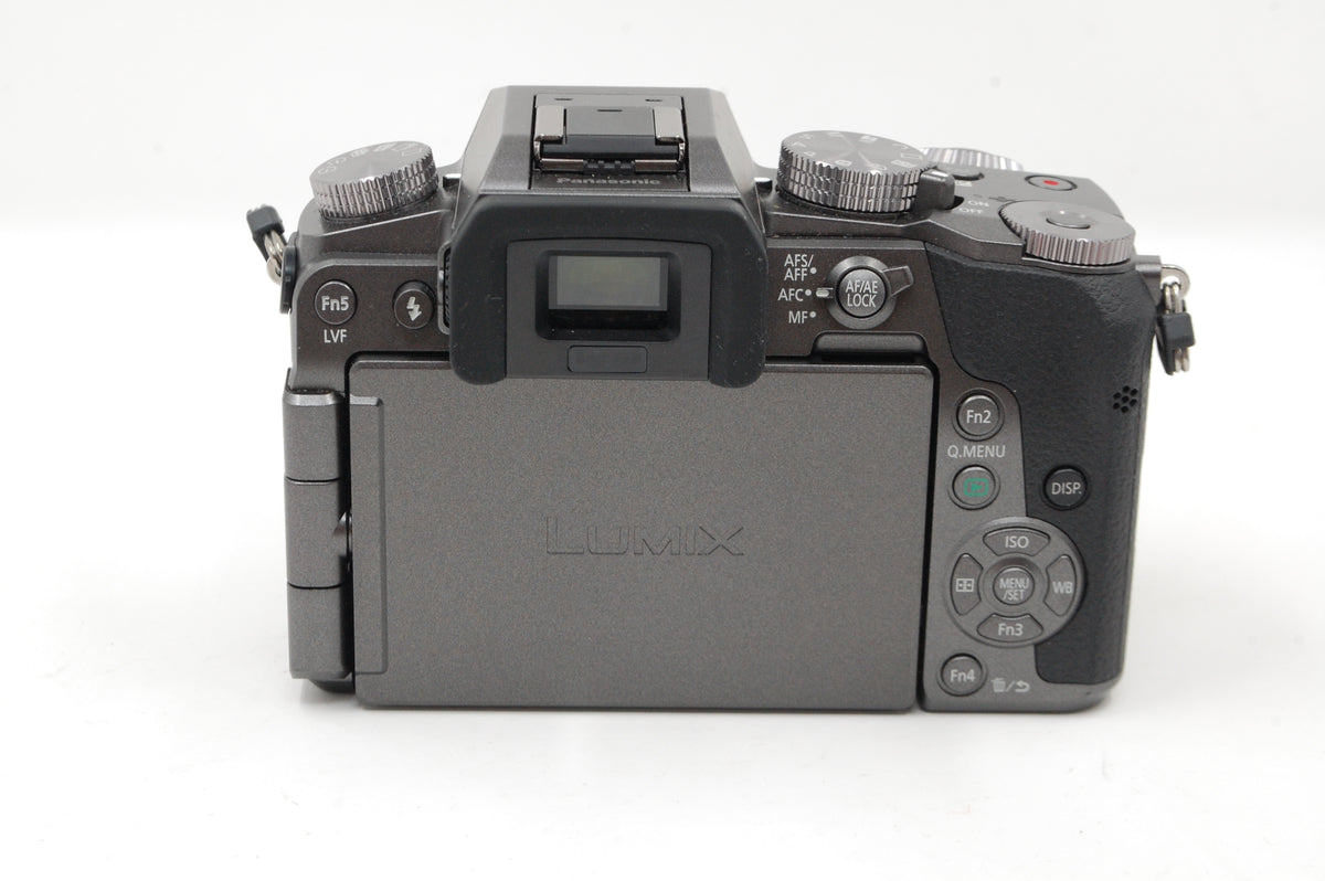 USED Panasonic Lumix G7 Body (Silver/Pewter)