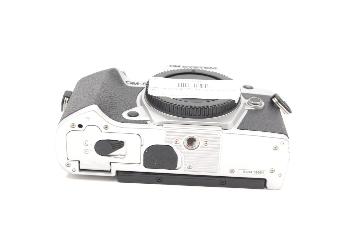 Used OM SYSTEM OM-5 Mirrorless Camera (Silver)
